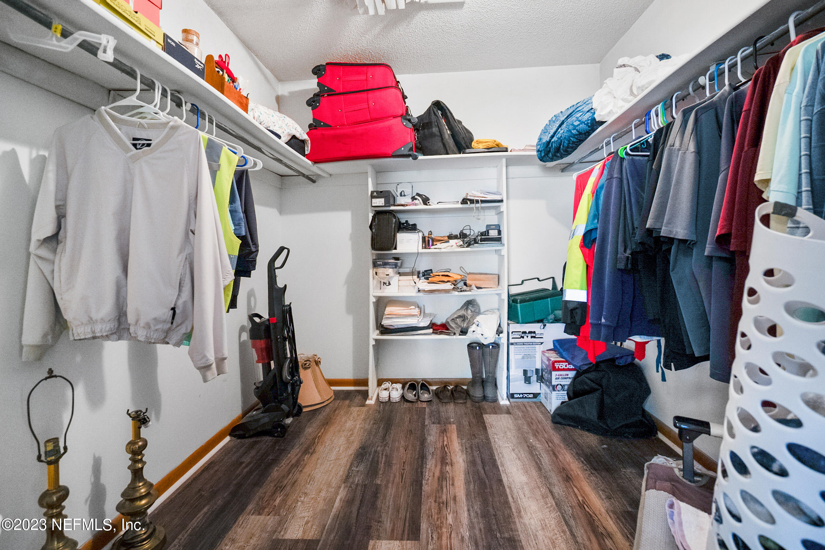 7006 BRIGHTWATER Drive