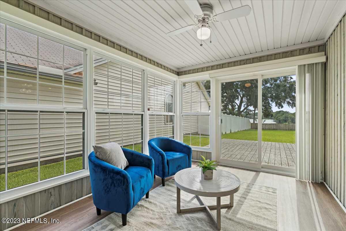 315 LAKE BLUFF Court