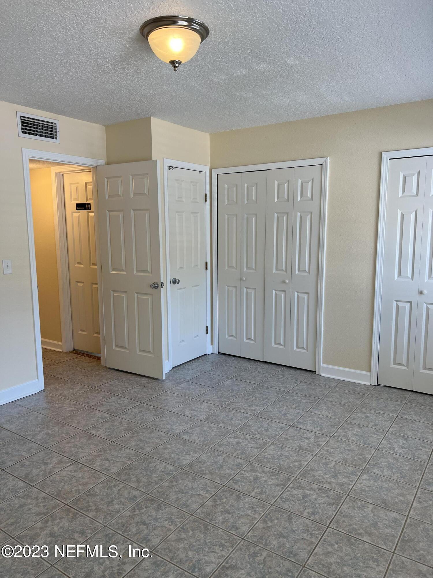 1800 PARK Avenue, 109