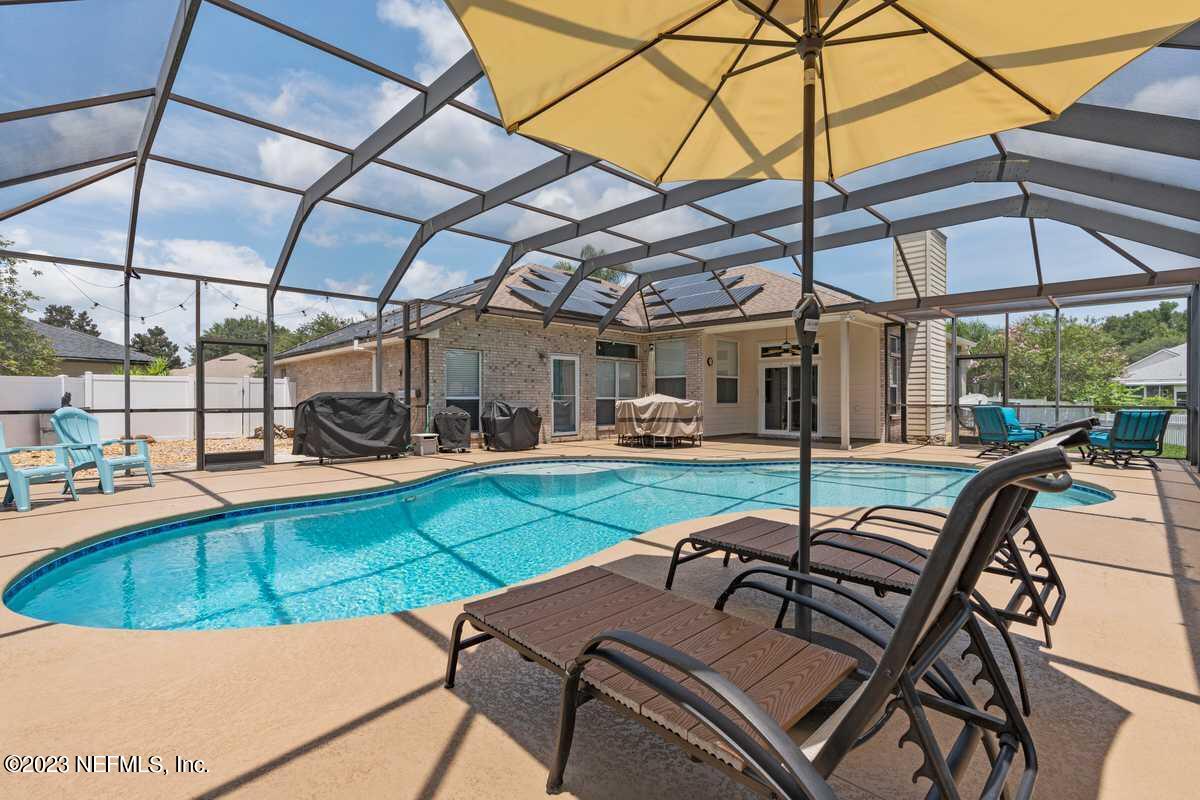 2143 WILLESDON Drive E