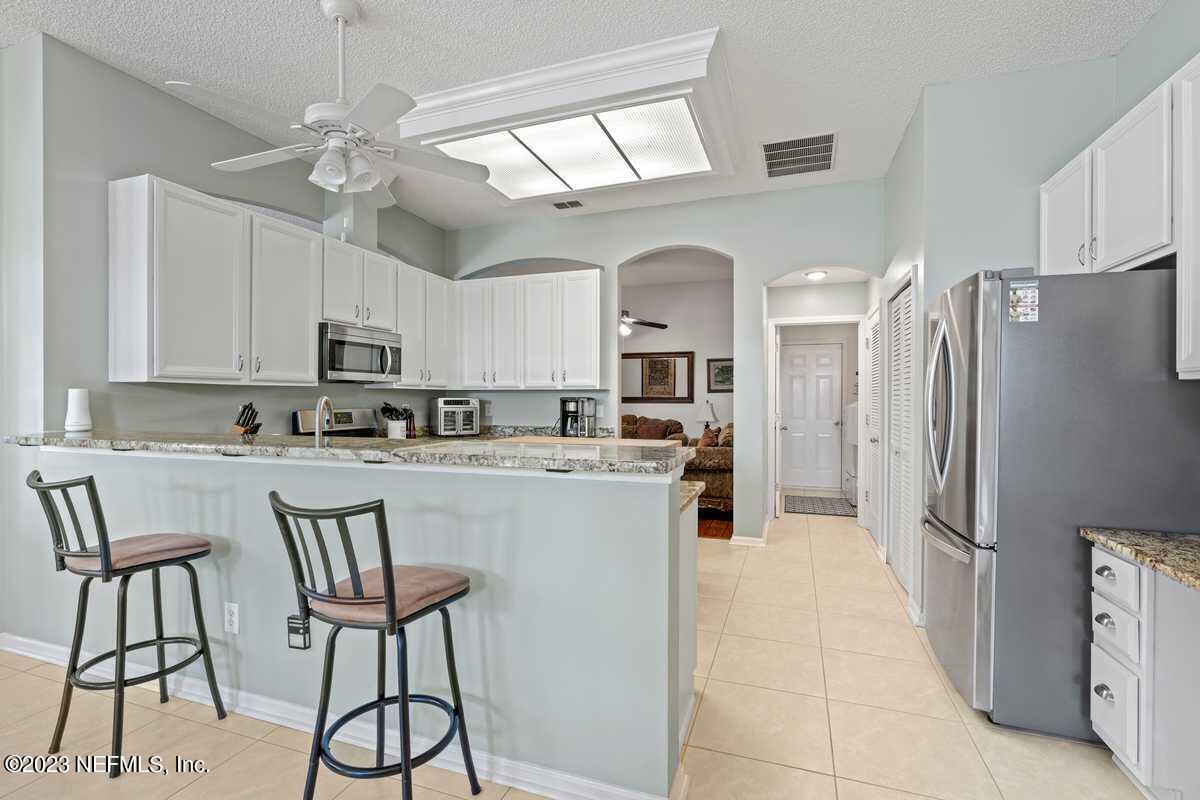 2143 WILLESDON Drive E