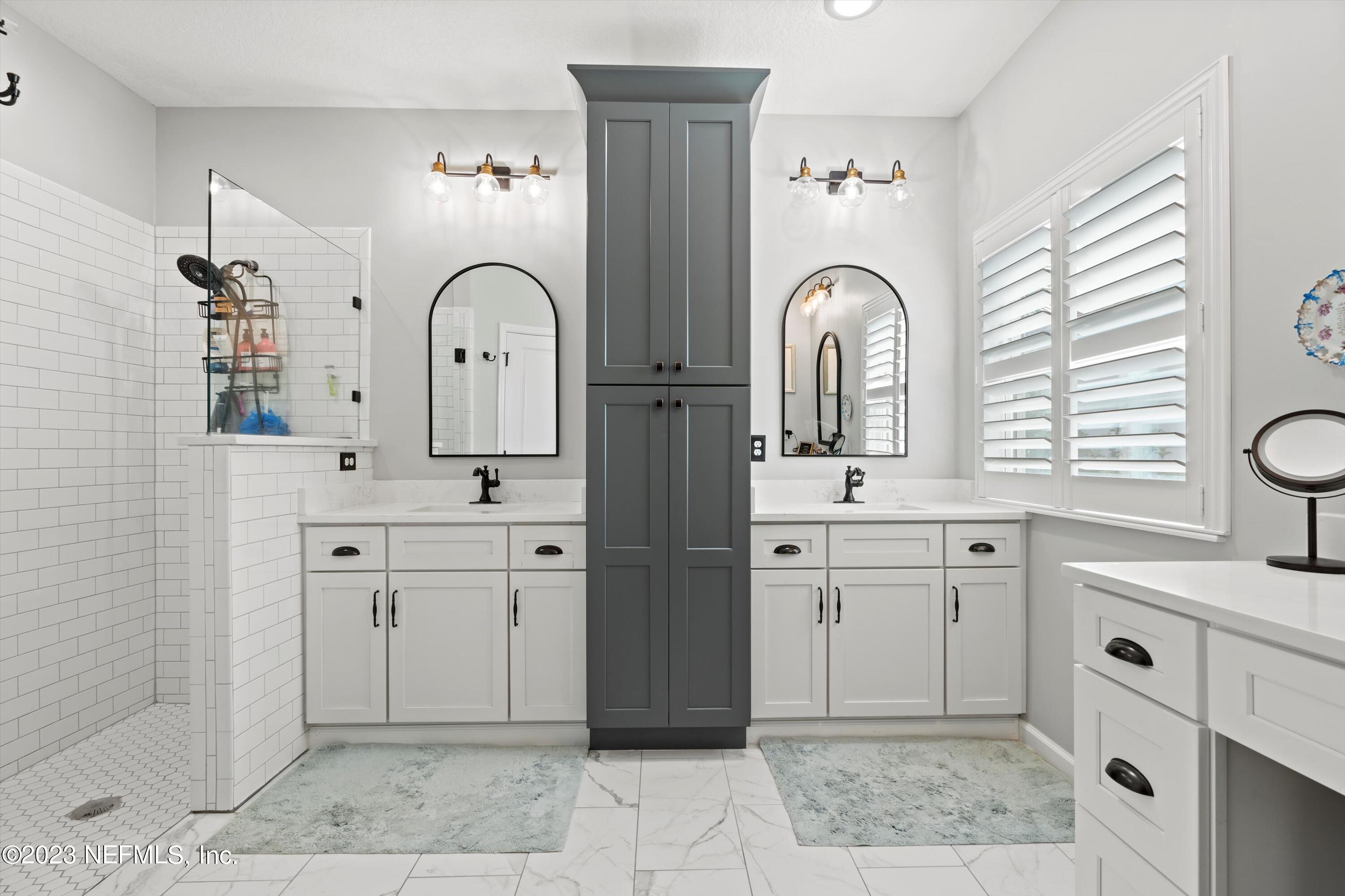 78713 GOLDFINCH Lane