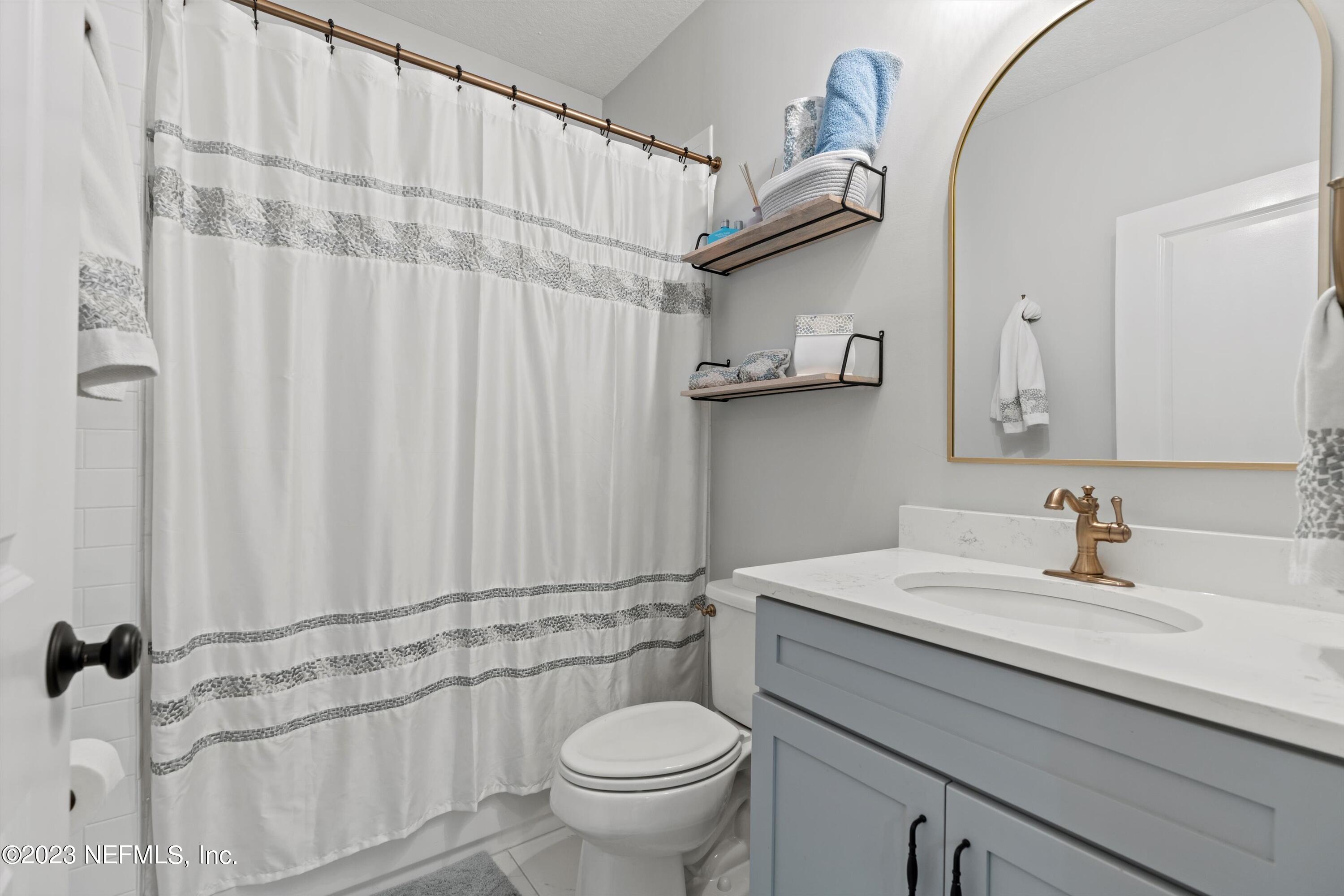 78713 GOLDFINCH Lane