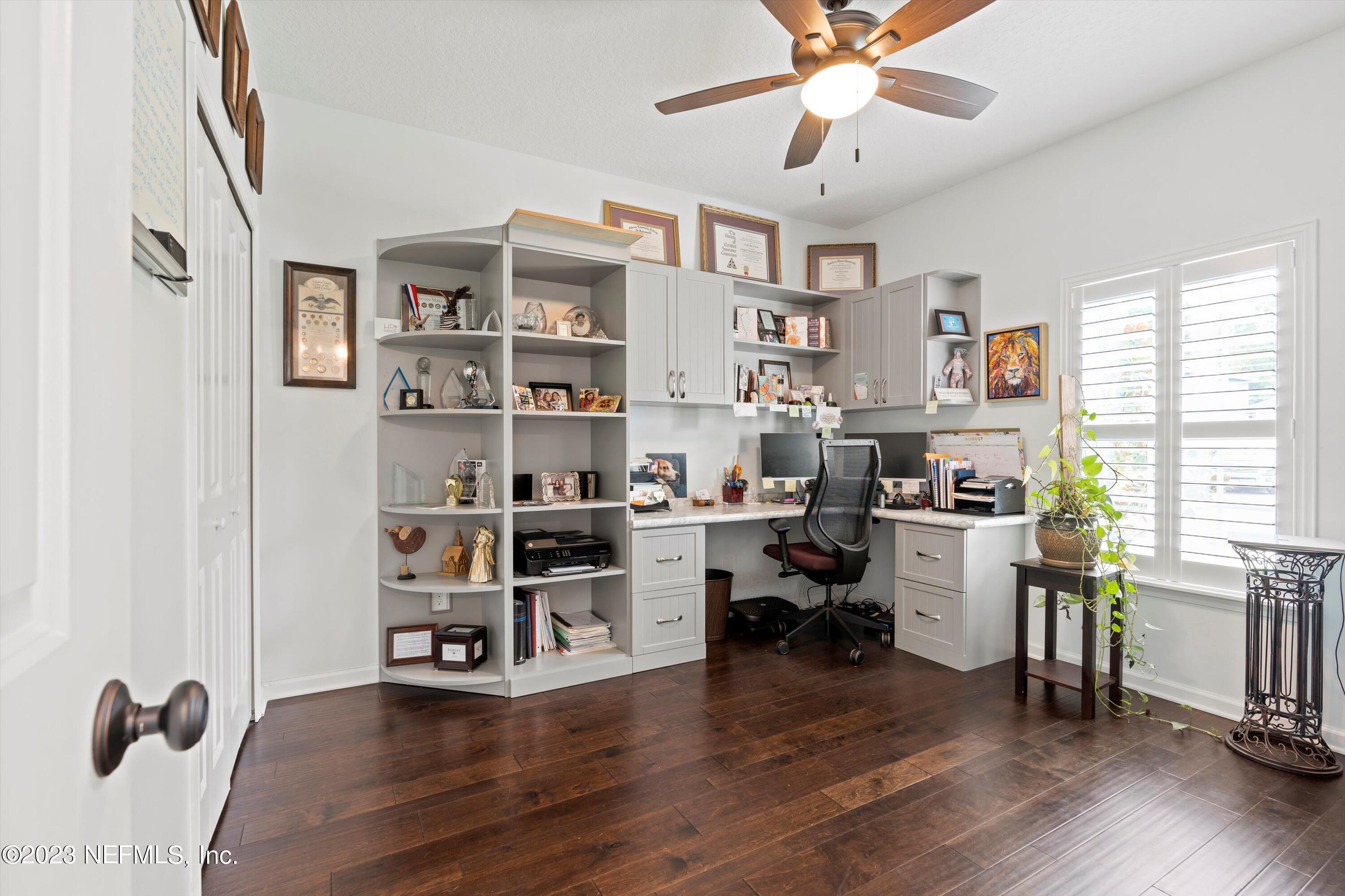 78713 GOLDFINCH Lane