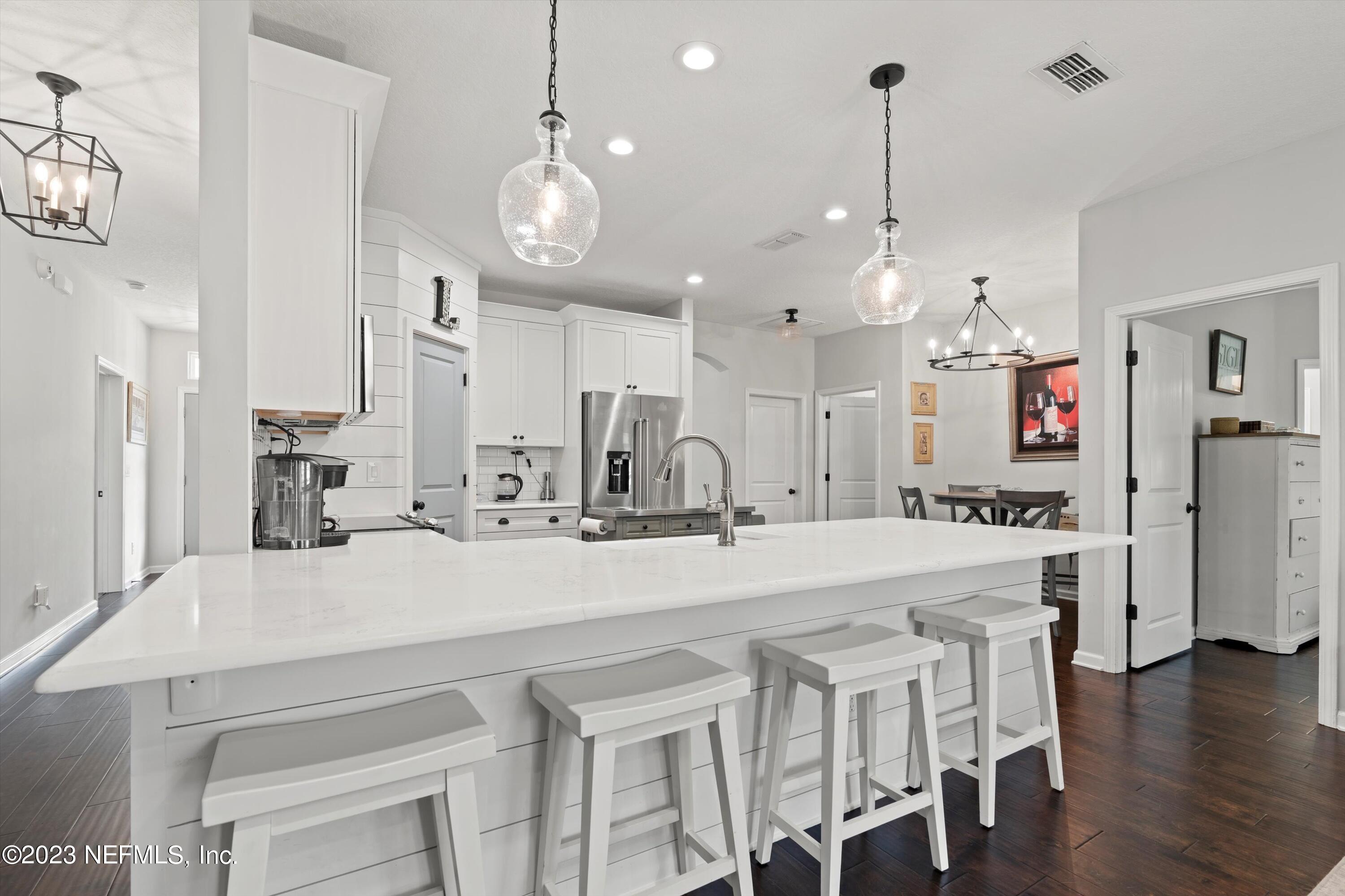 78713 GOLDFINCH Lane