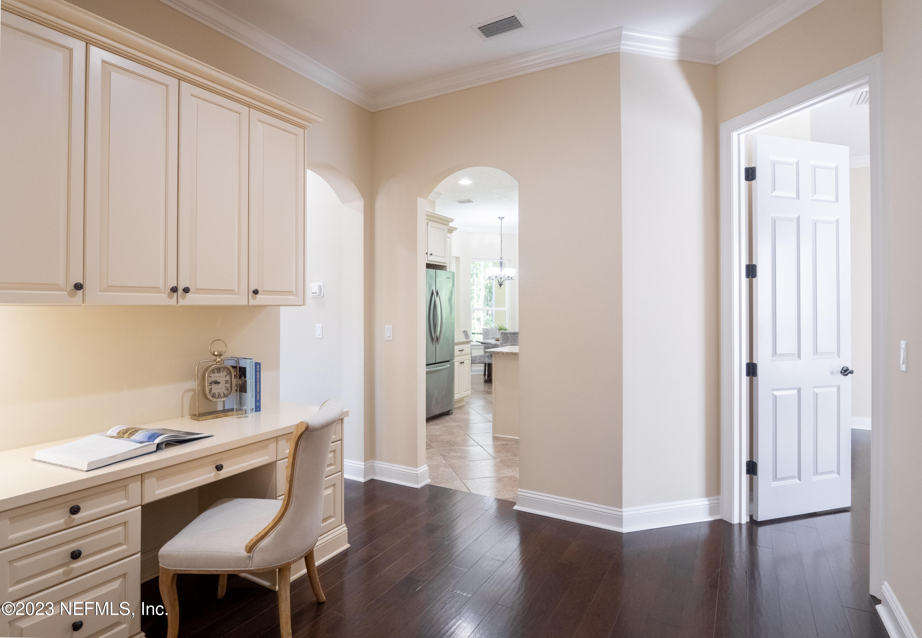 417 PORTSMOUTH BAY Avenue