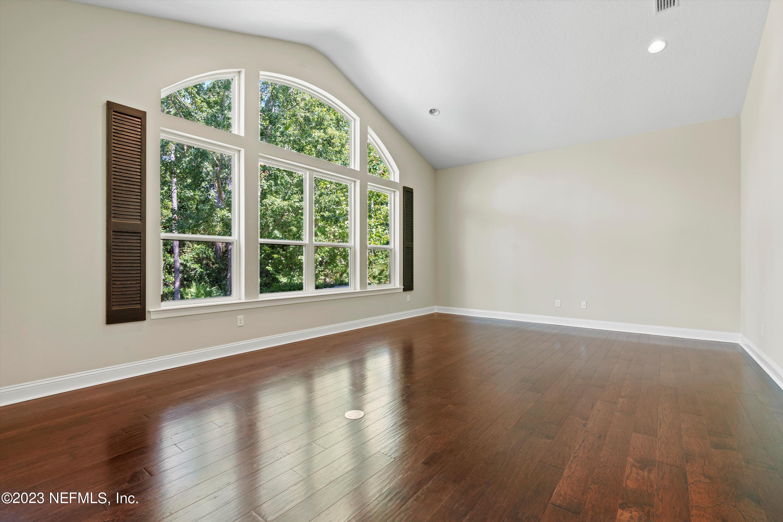 417 PORTSMOUTH BAY Avenue