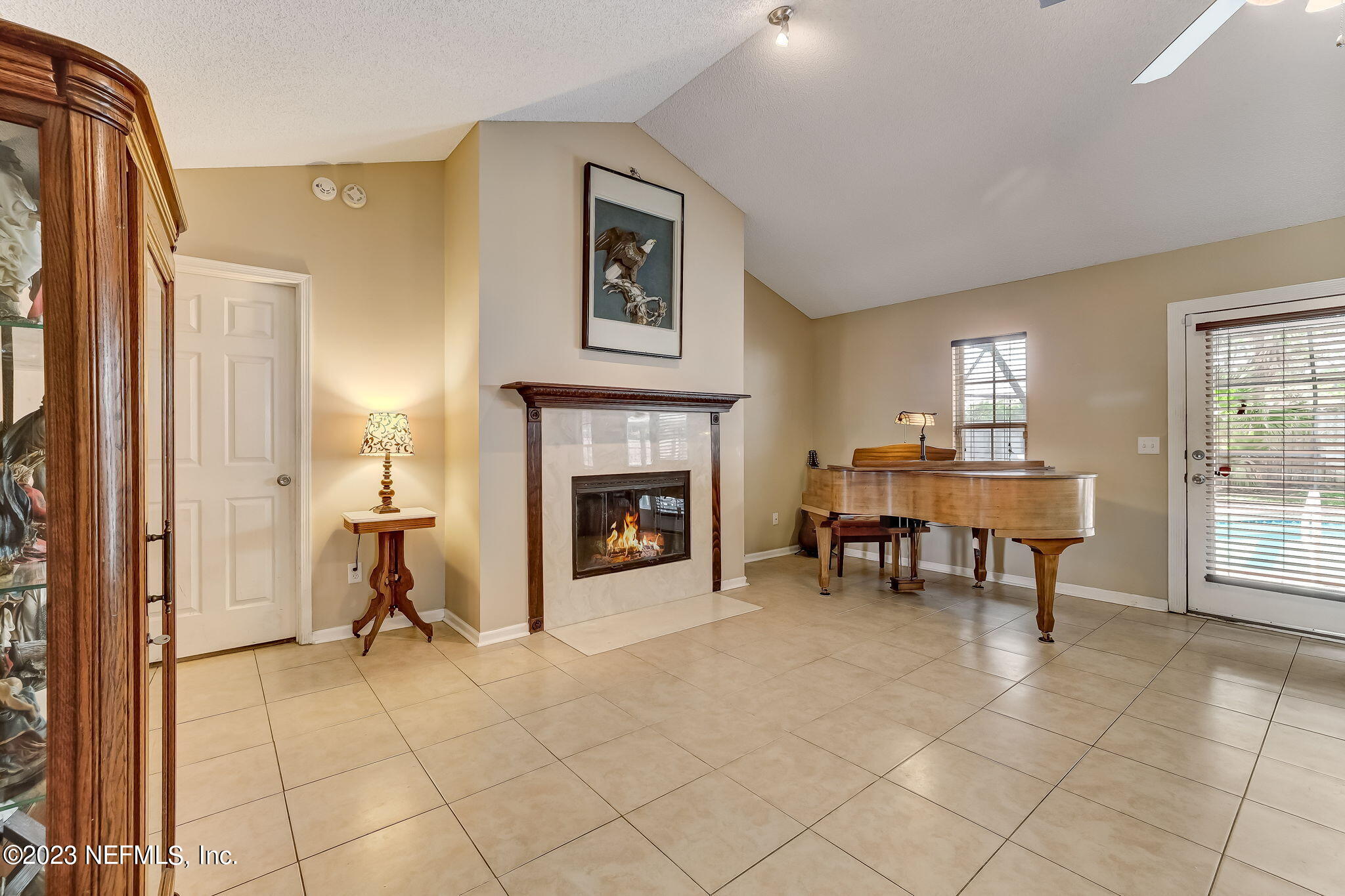 12418 RUNNING RIVER Road S