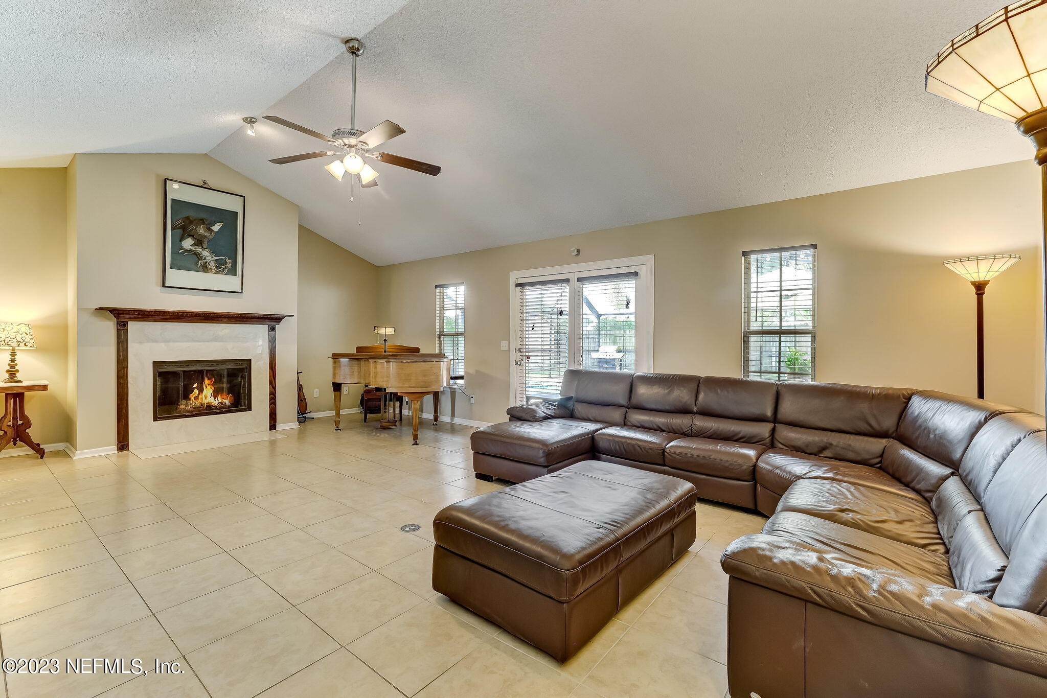 12418 RUNNING RIVER Road S