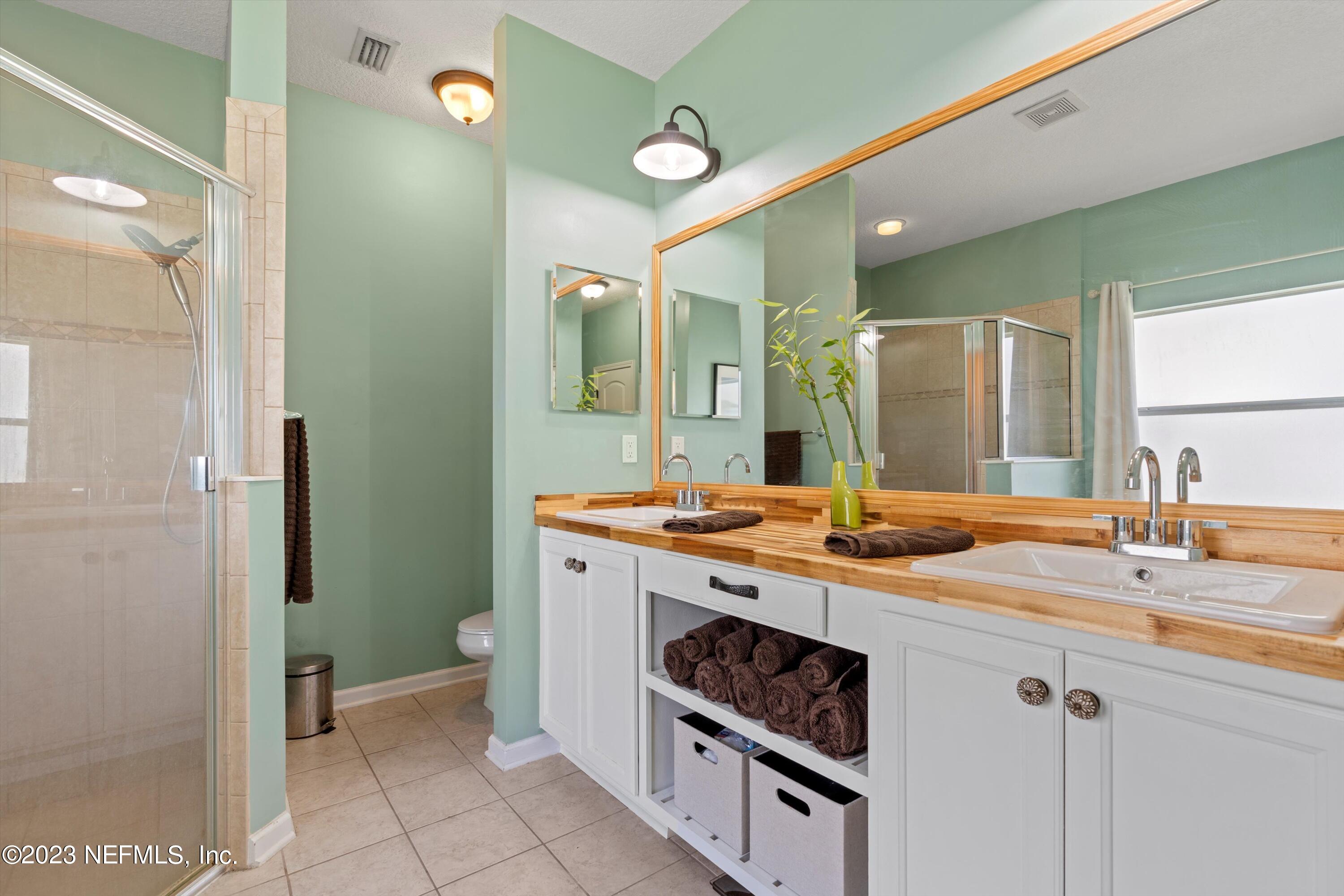 713 REFLECTION COVE Road E