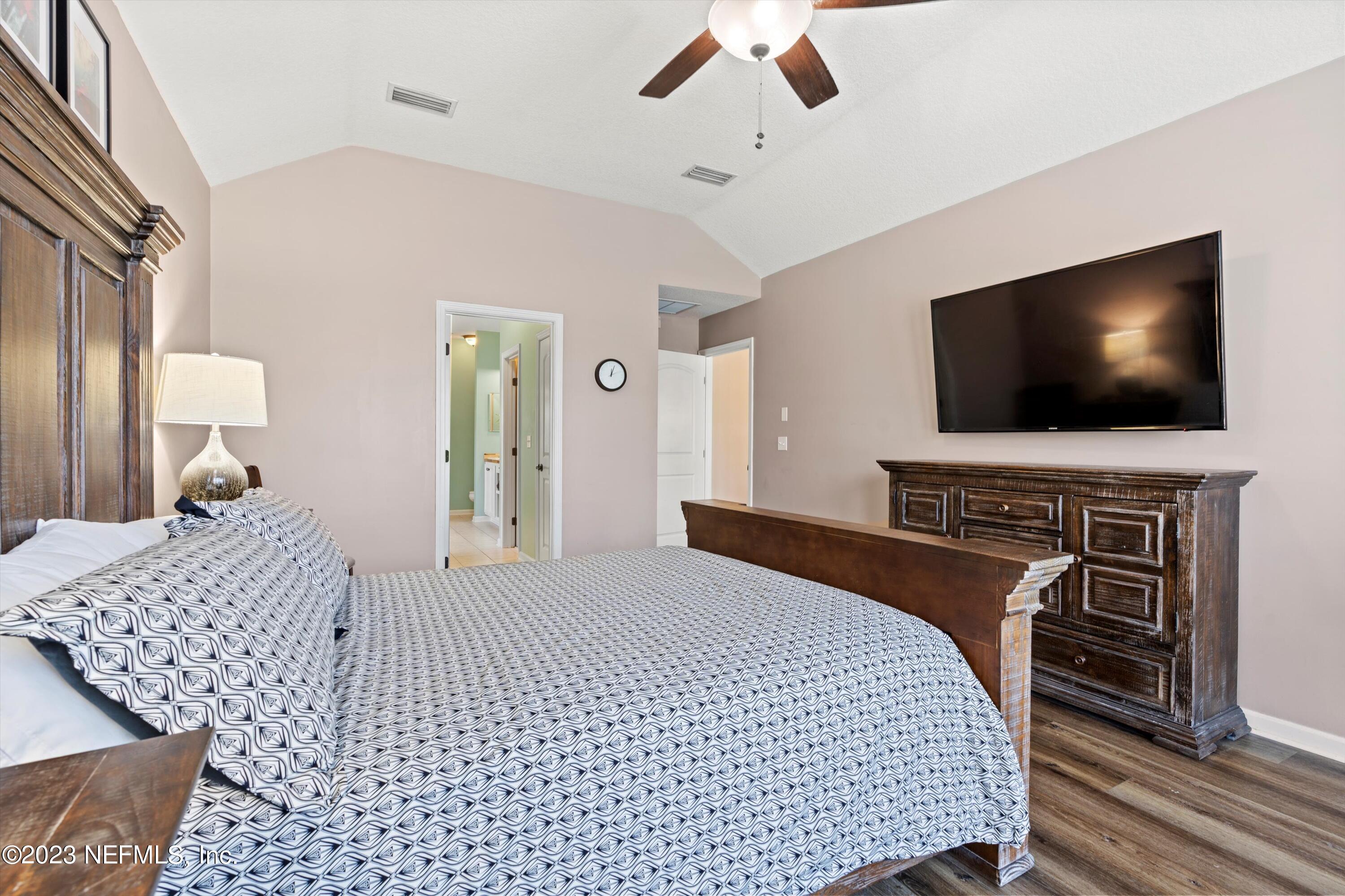 713 REFLECTION COVE Road E