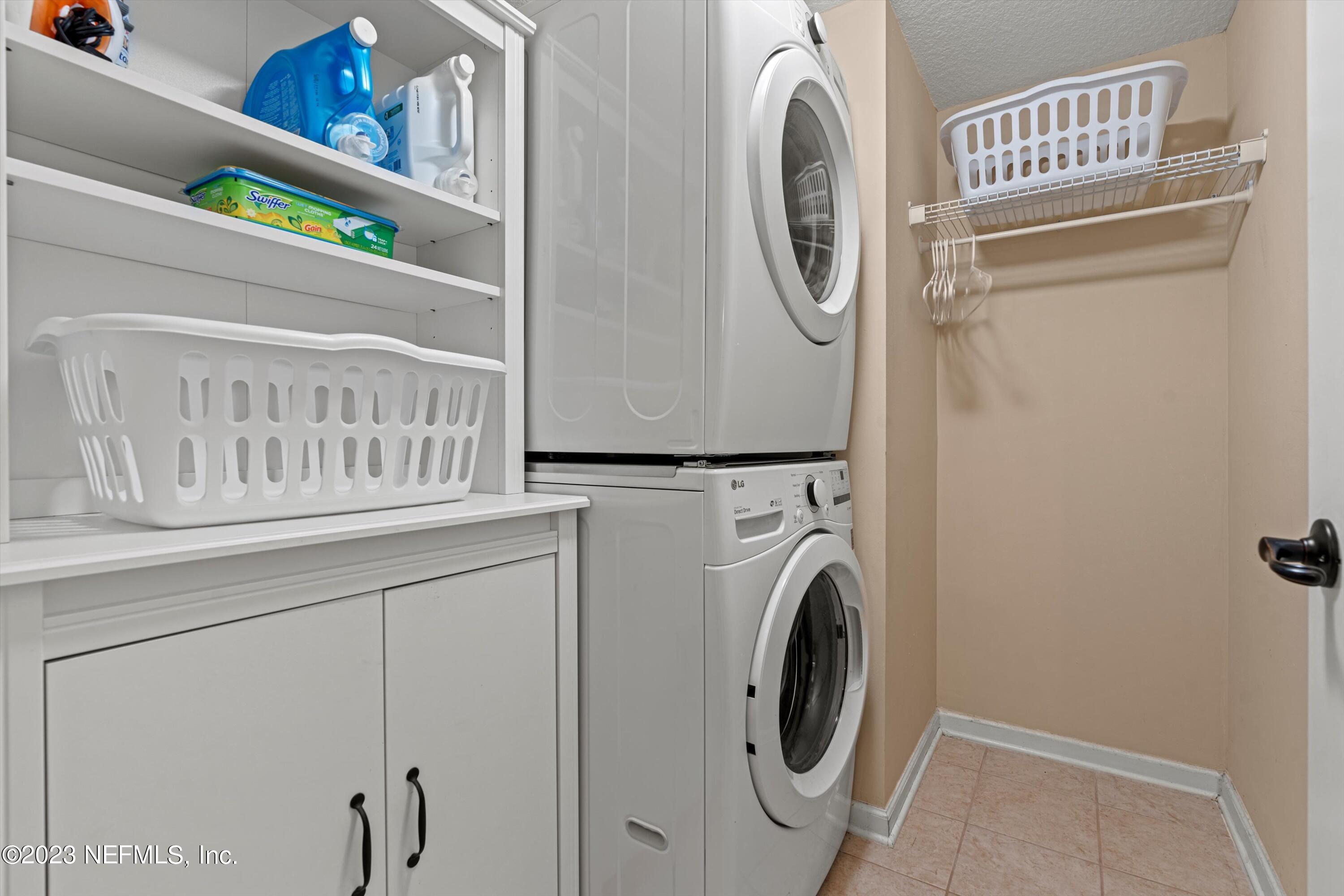 713 REFLECTION COVE Road E