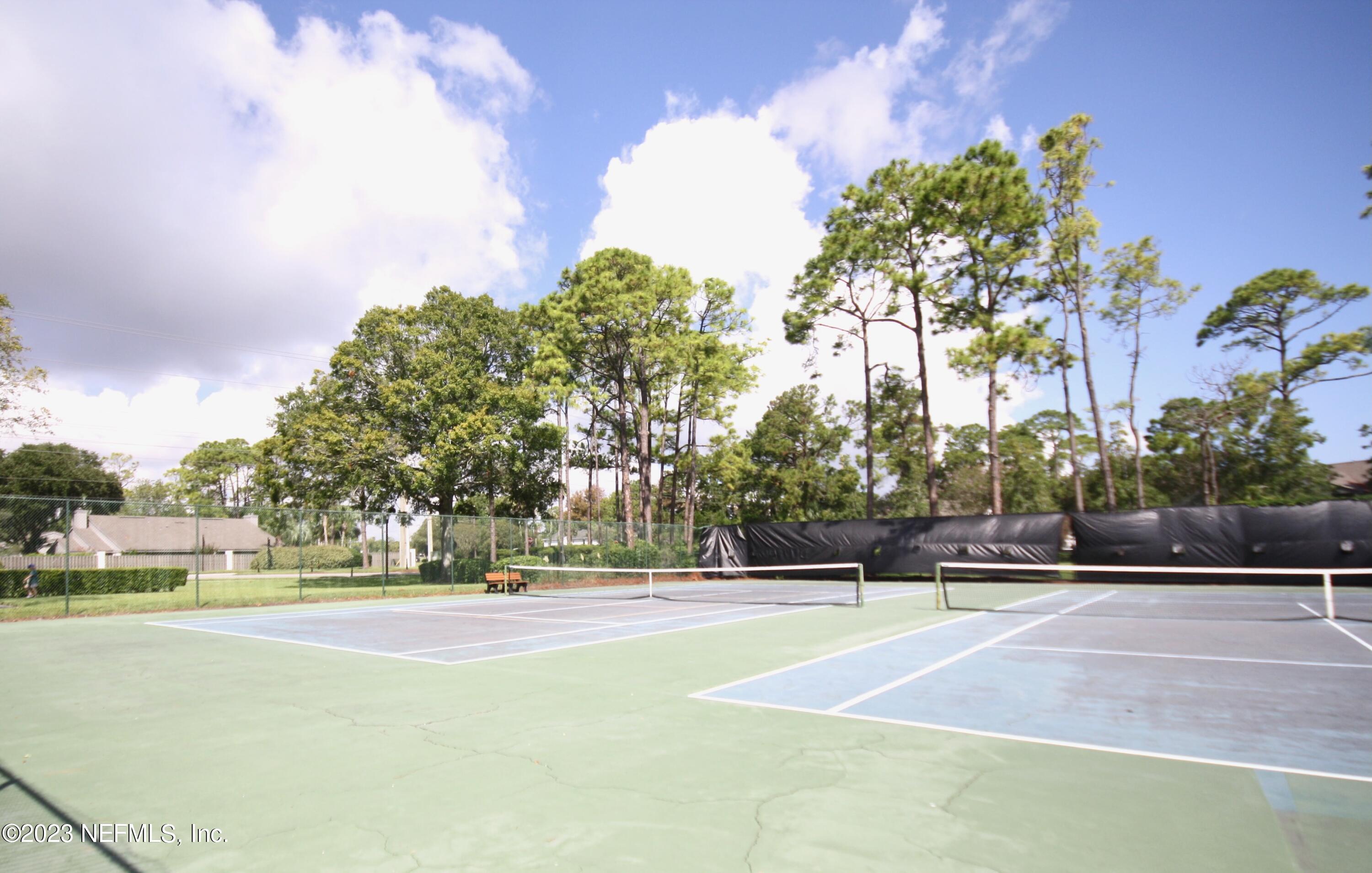 2012 SEA HAWK Circle