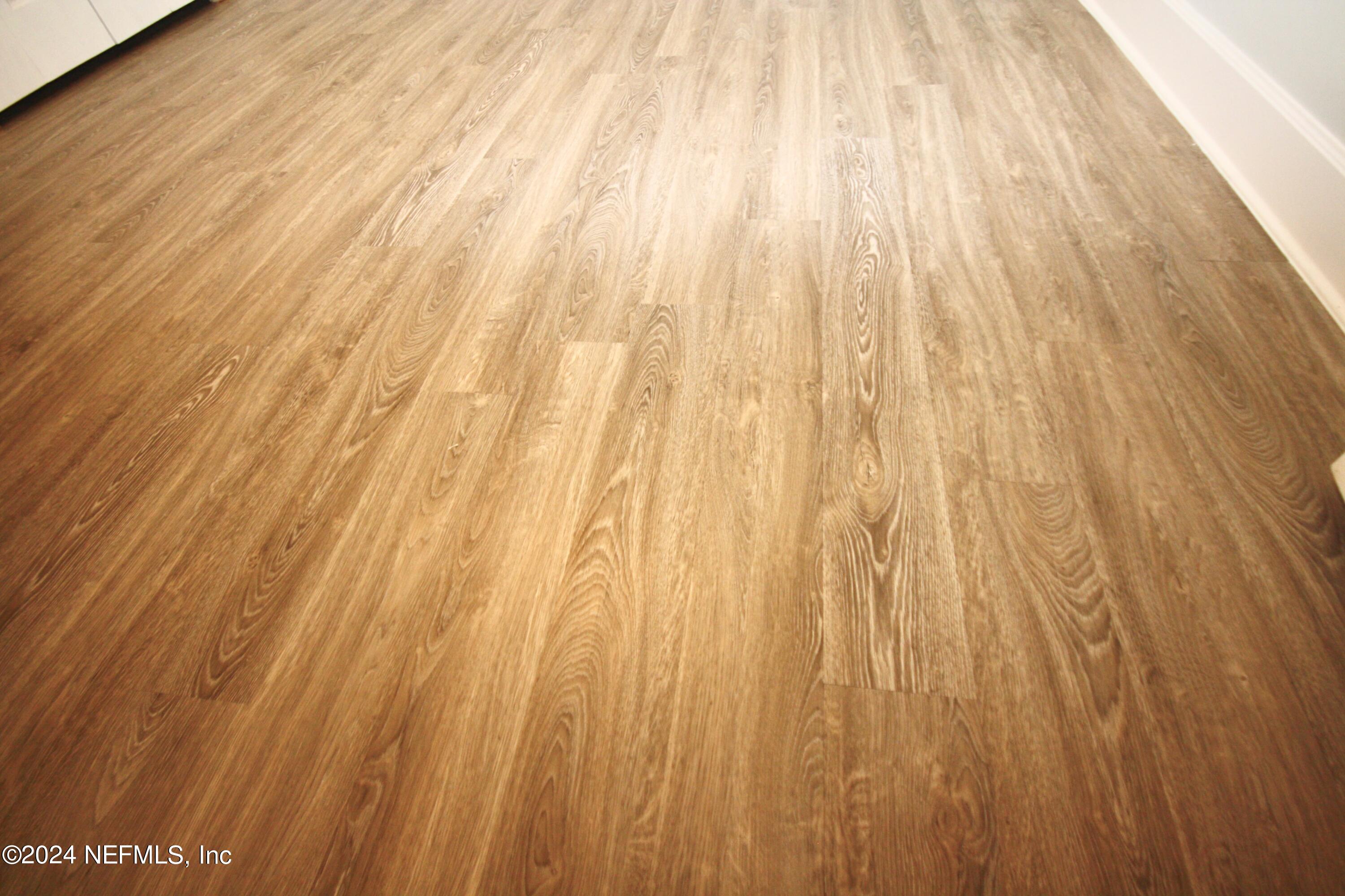 2012 SEA HAWK Circle