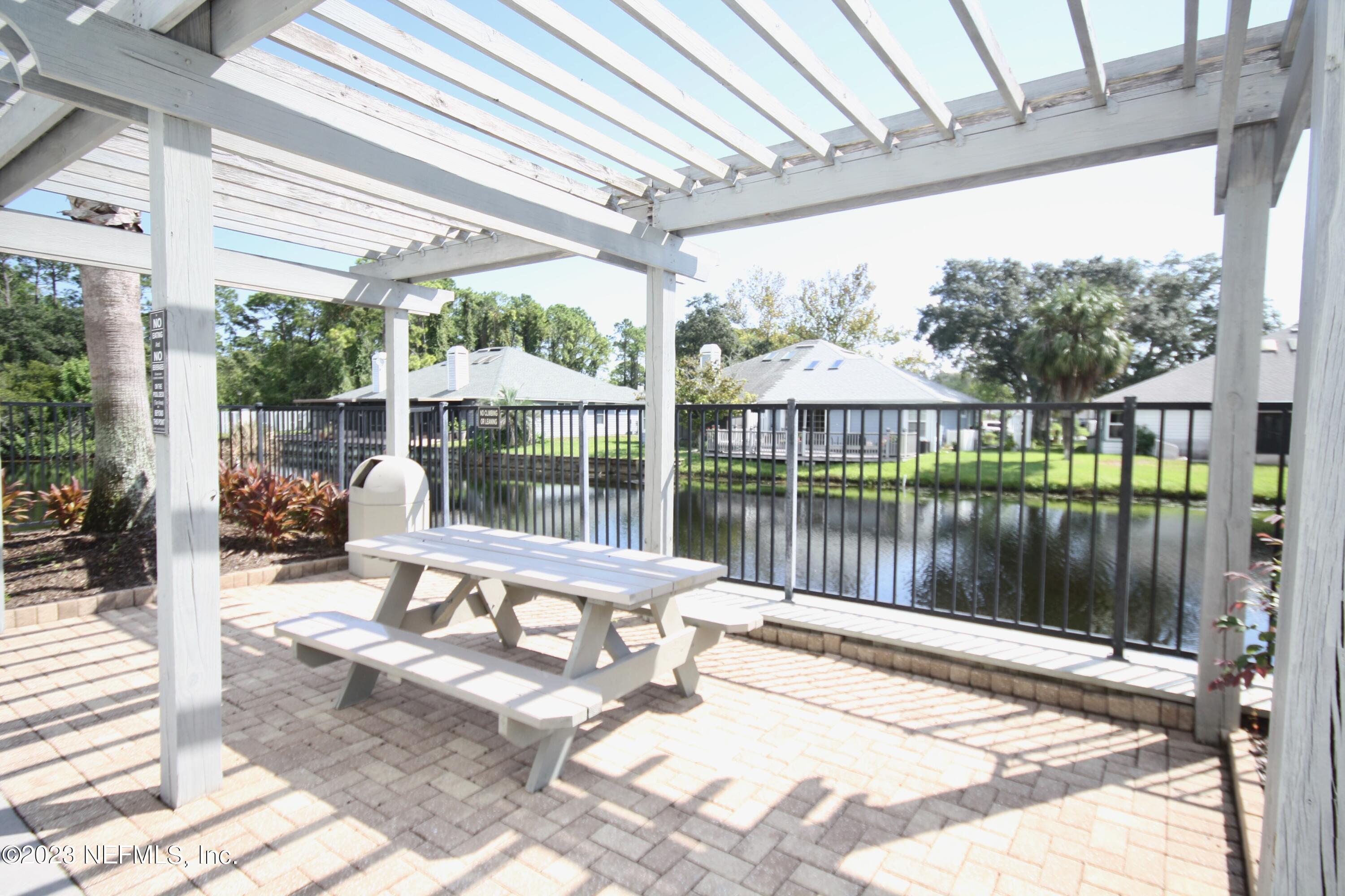 2012 SEA HAWK Circle