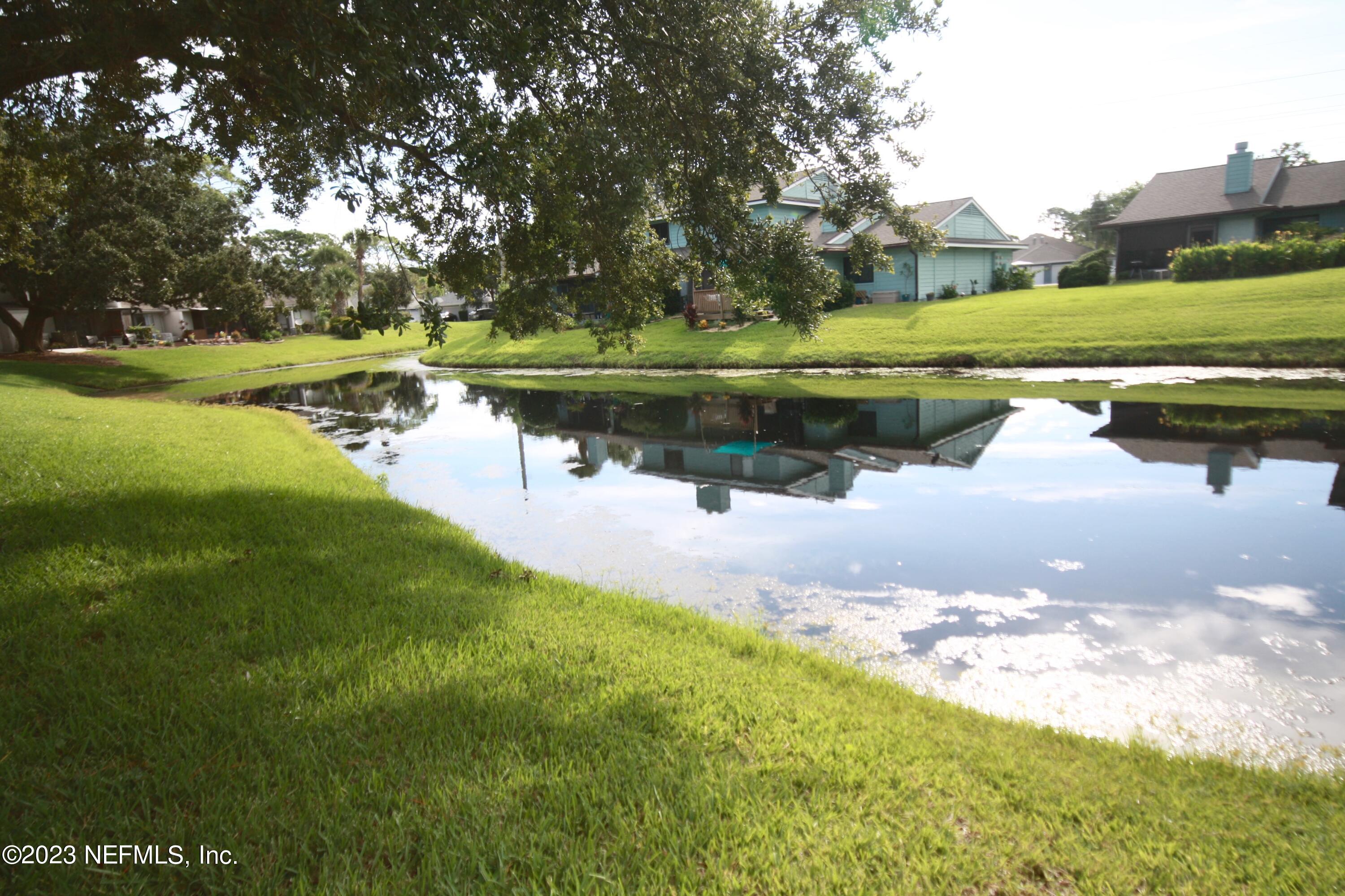 2012 SEA HAWK Circle