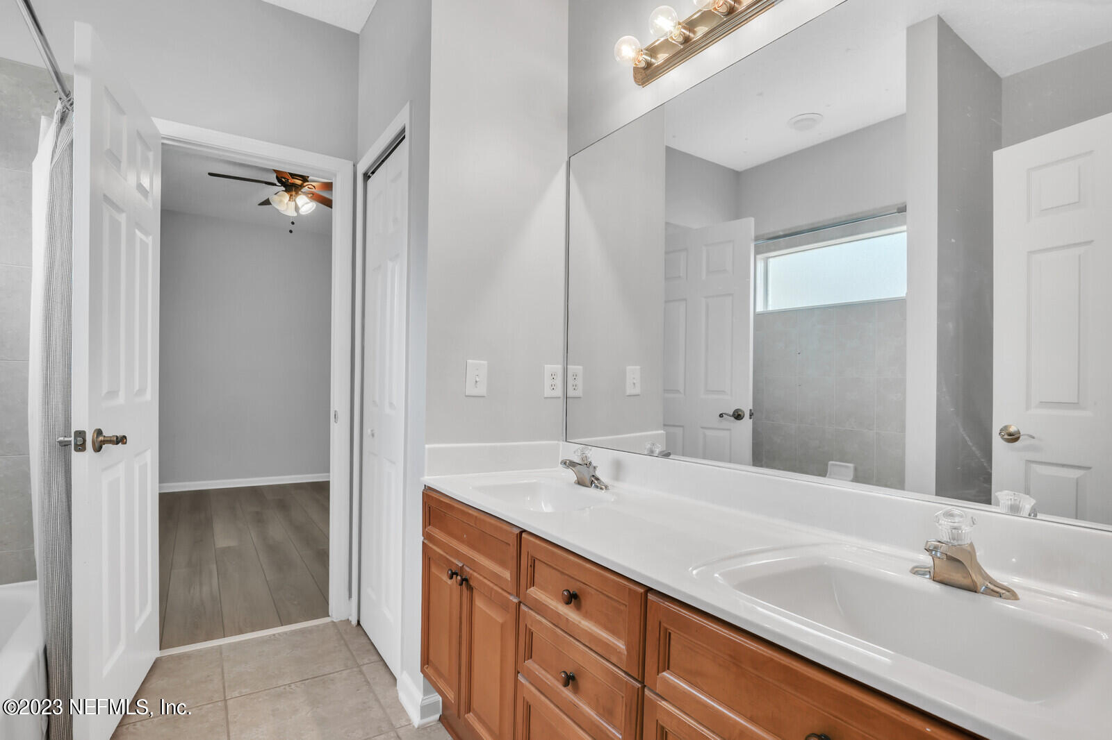 2009 RIVERS OWN Road