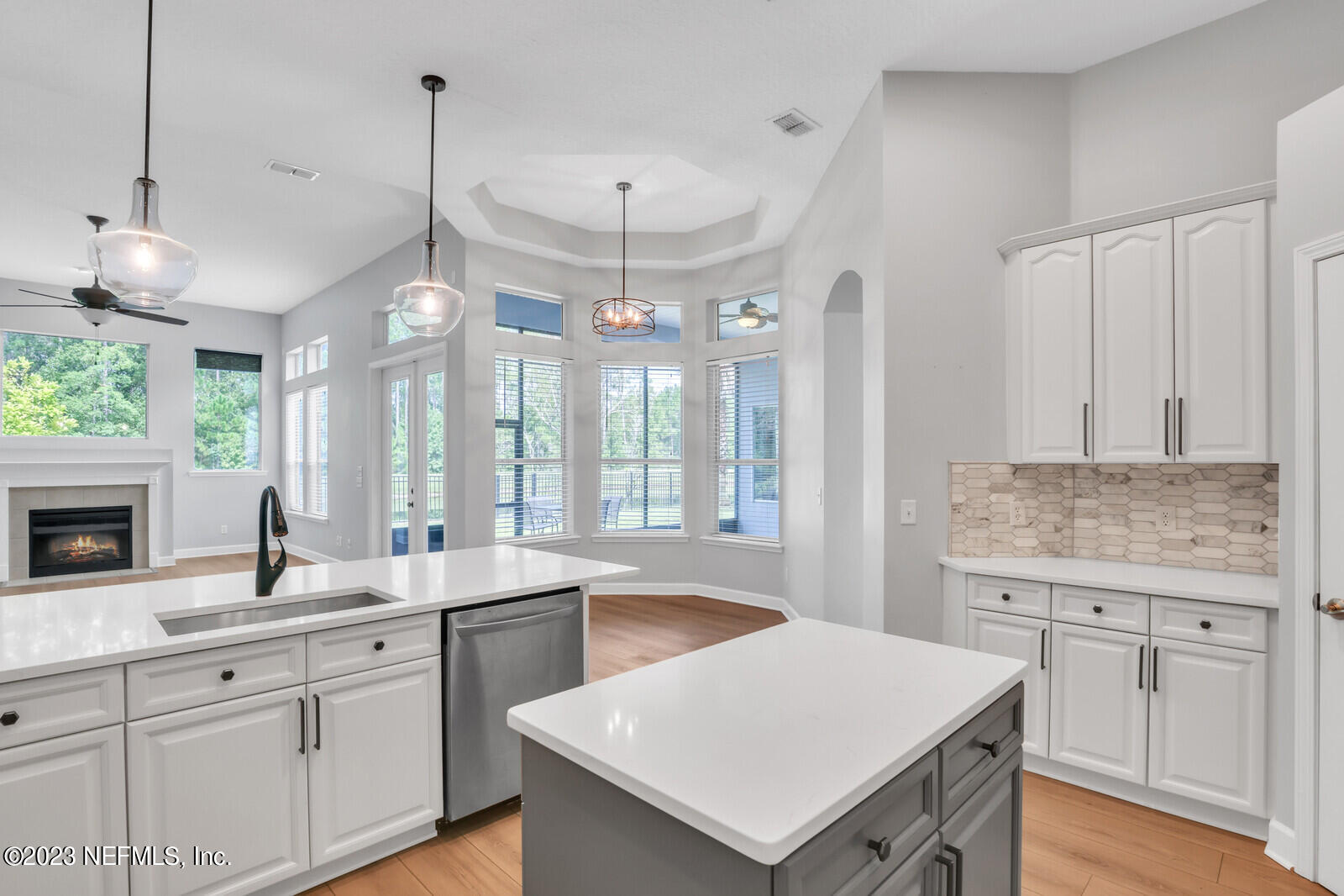 2009 RIVERS OWN Road