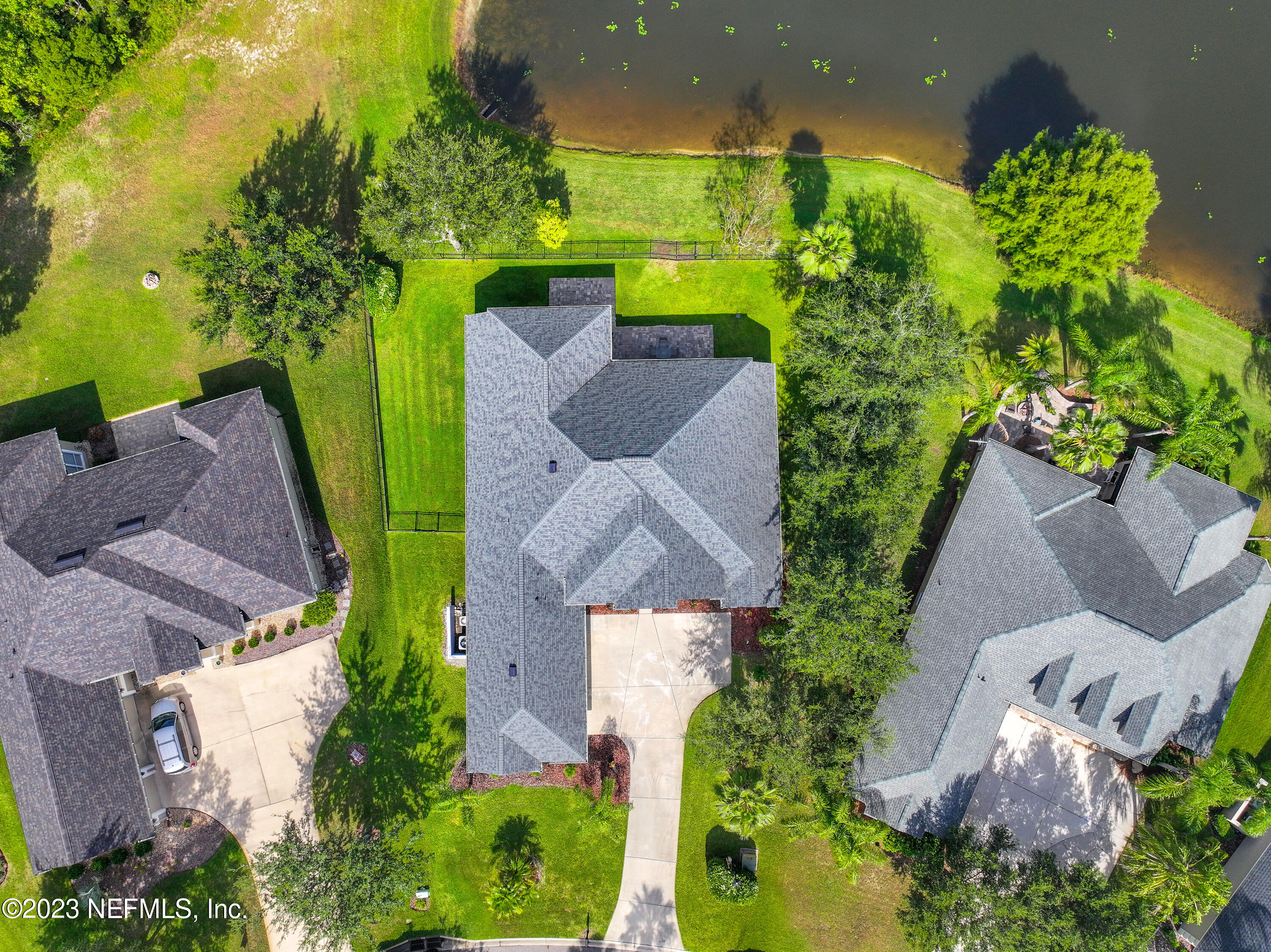 2009 RIVERS OWN Road