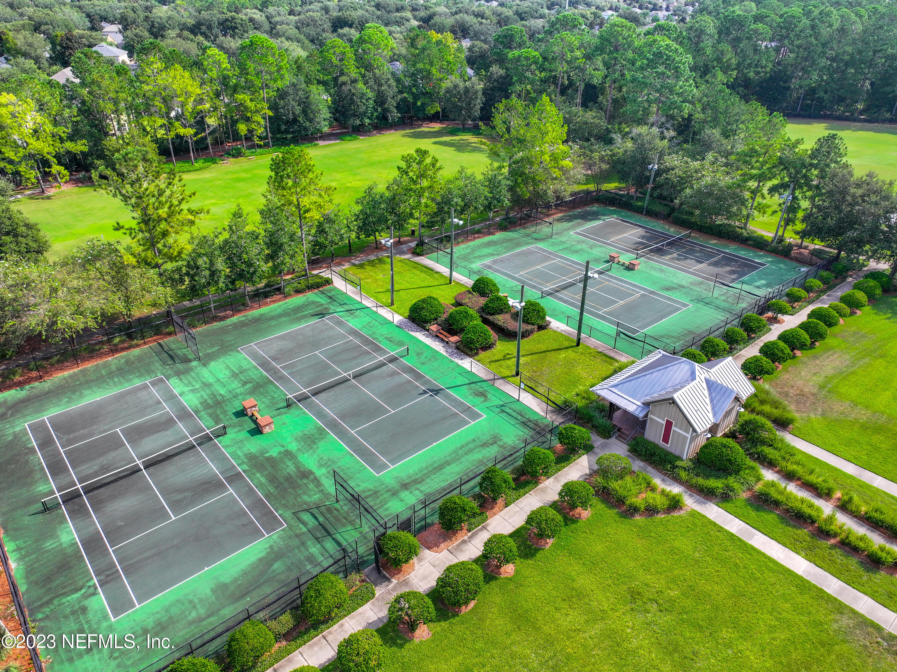 2009 RIVERS OWN Road