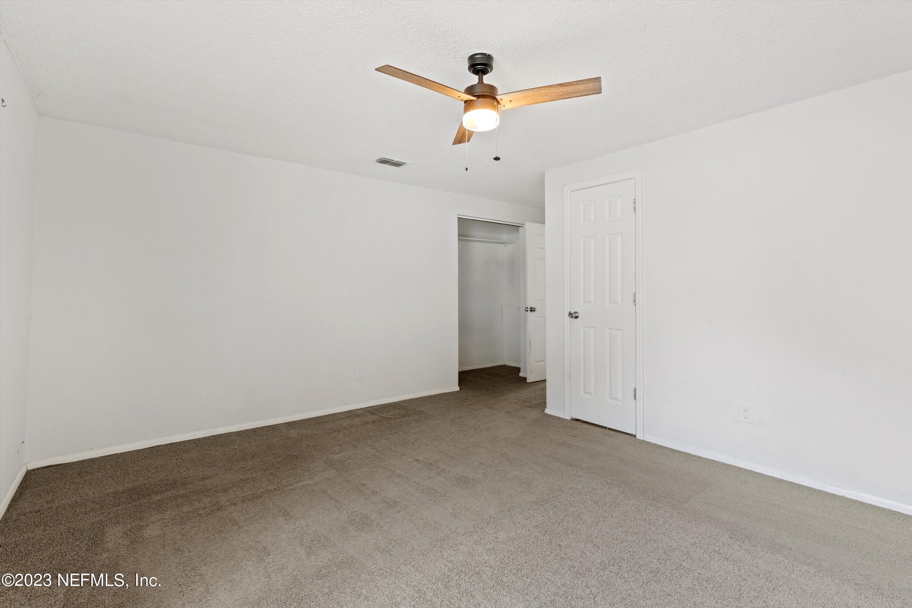 2845 TANGLEWOOD Boulevard