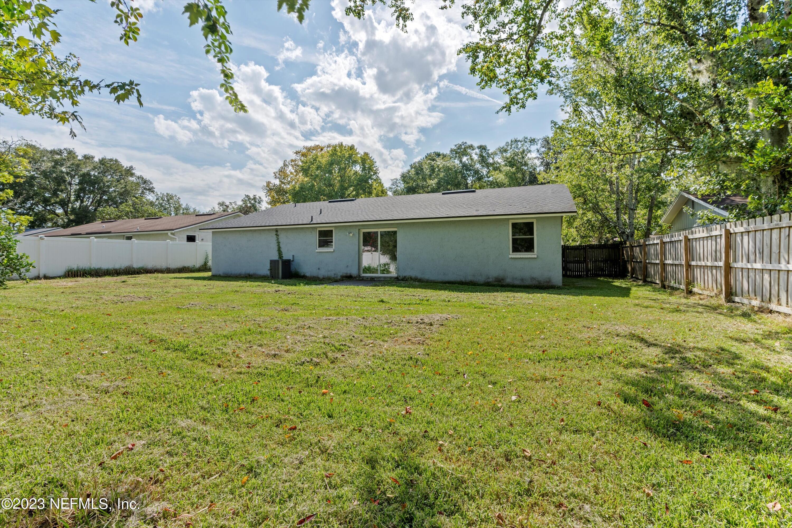 2845 TANGLEWOOD Boulevard