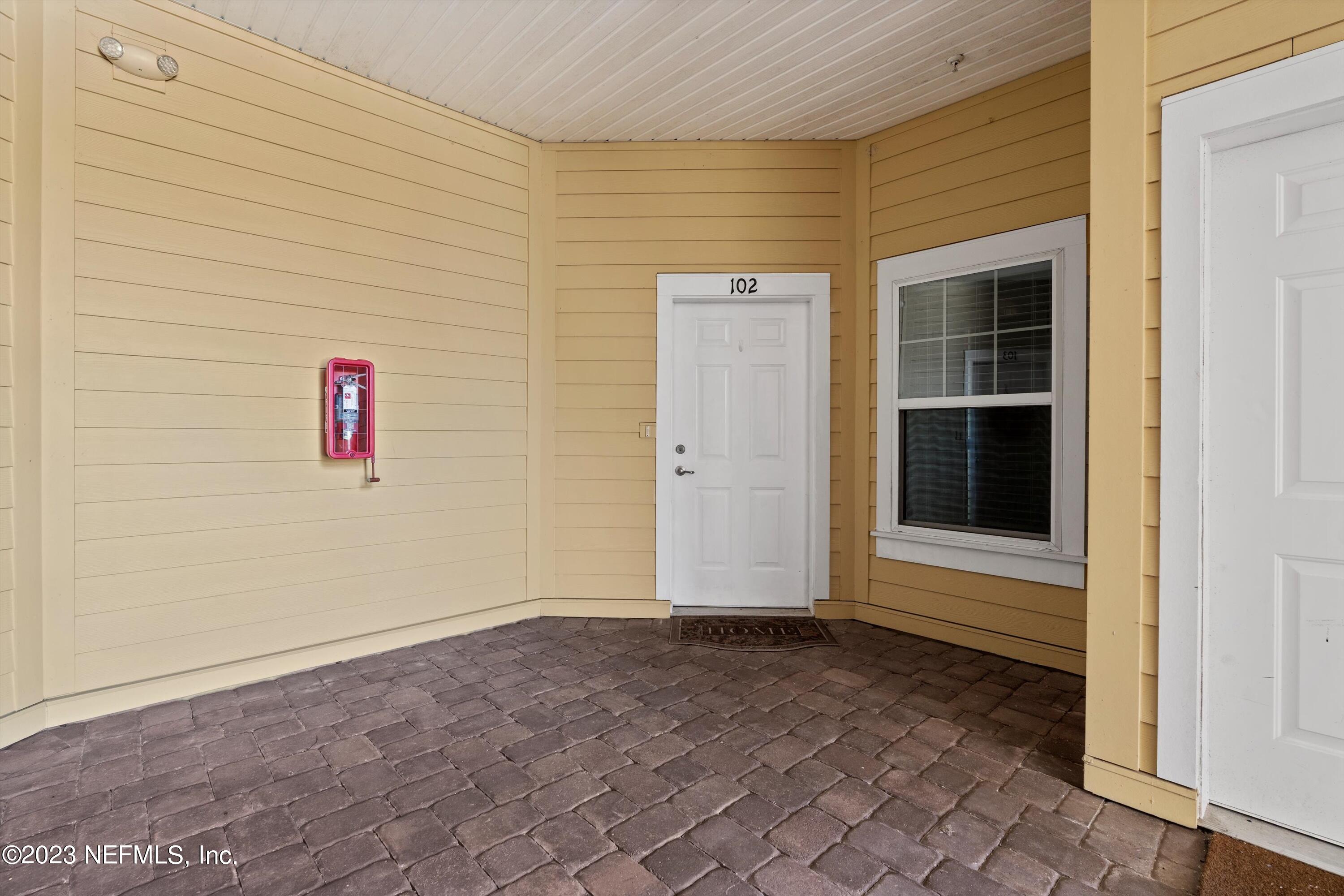 218 LARKIN Place, 102