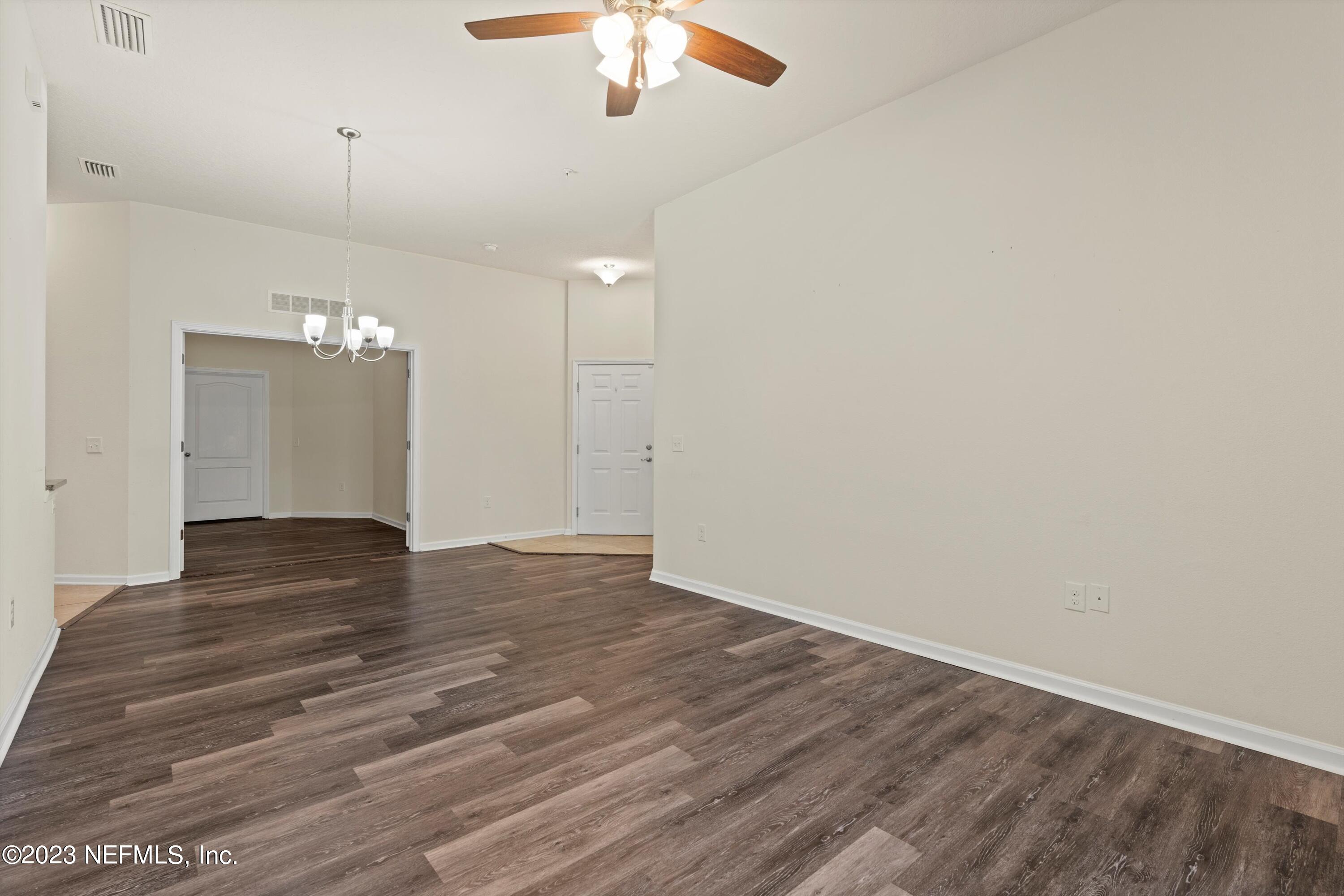 218 LARKIN Place, 102