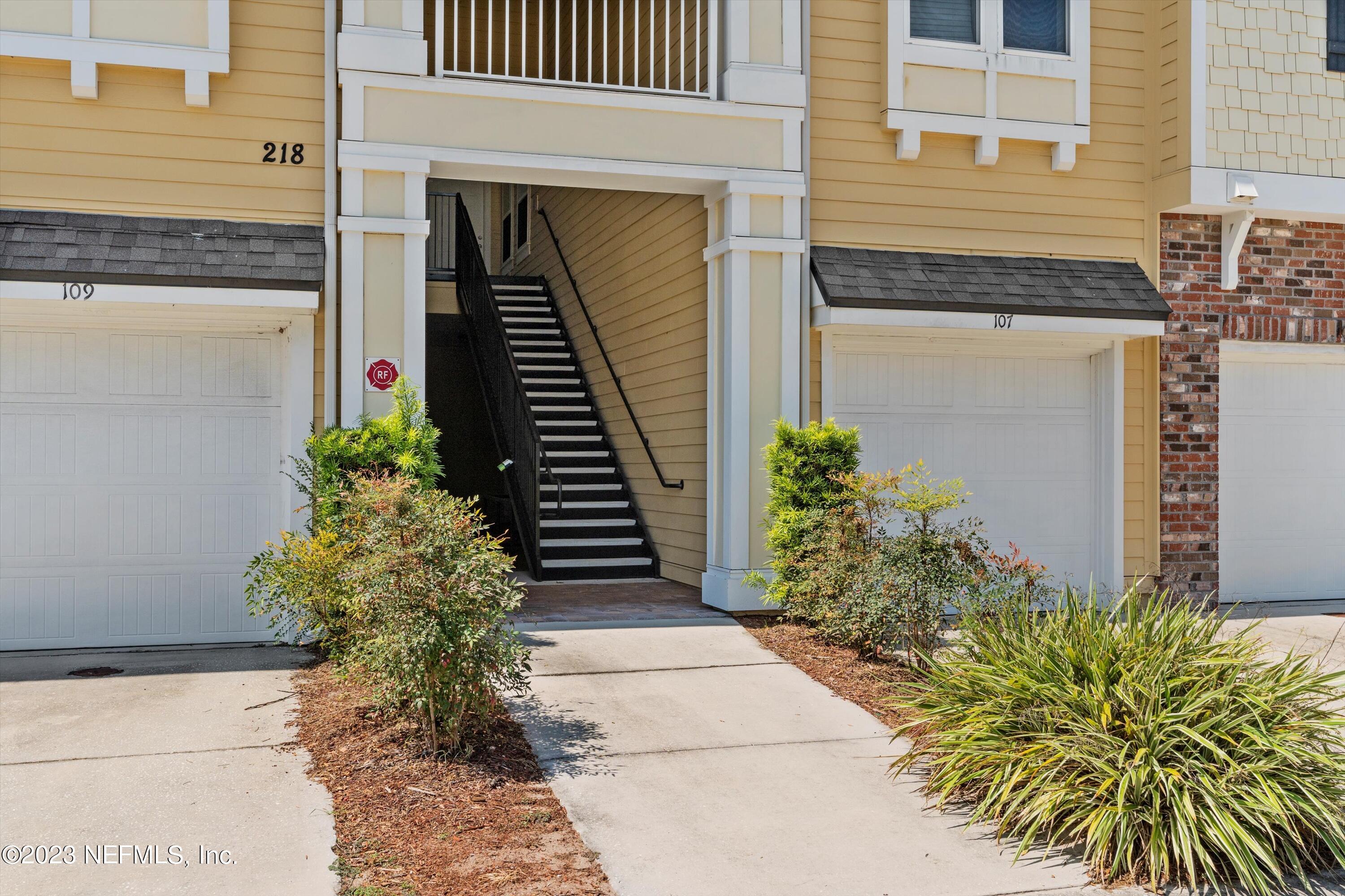 218 LARKIN Place, 102