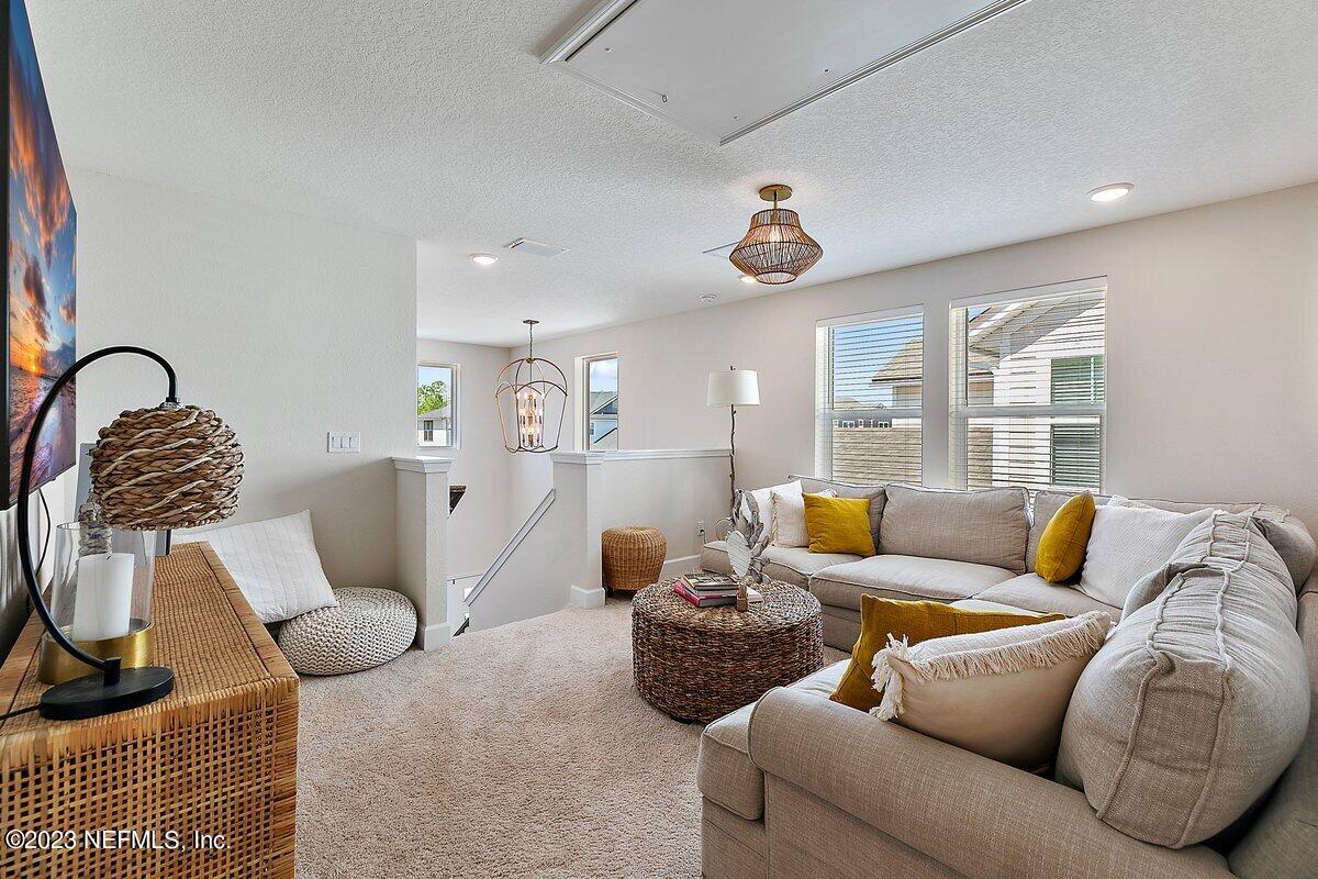 10045 INVENTION Lane