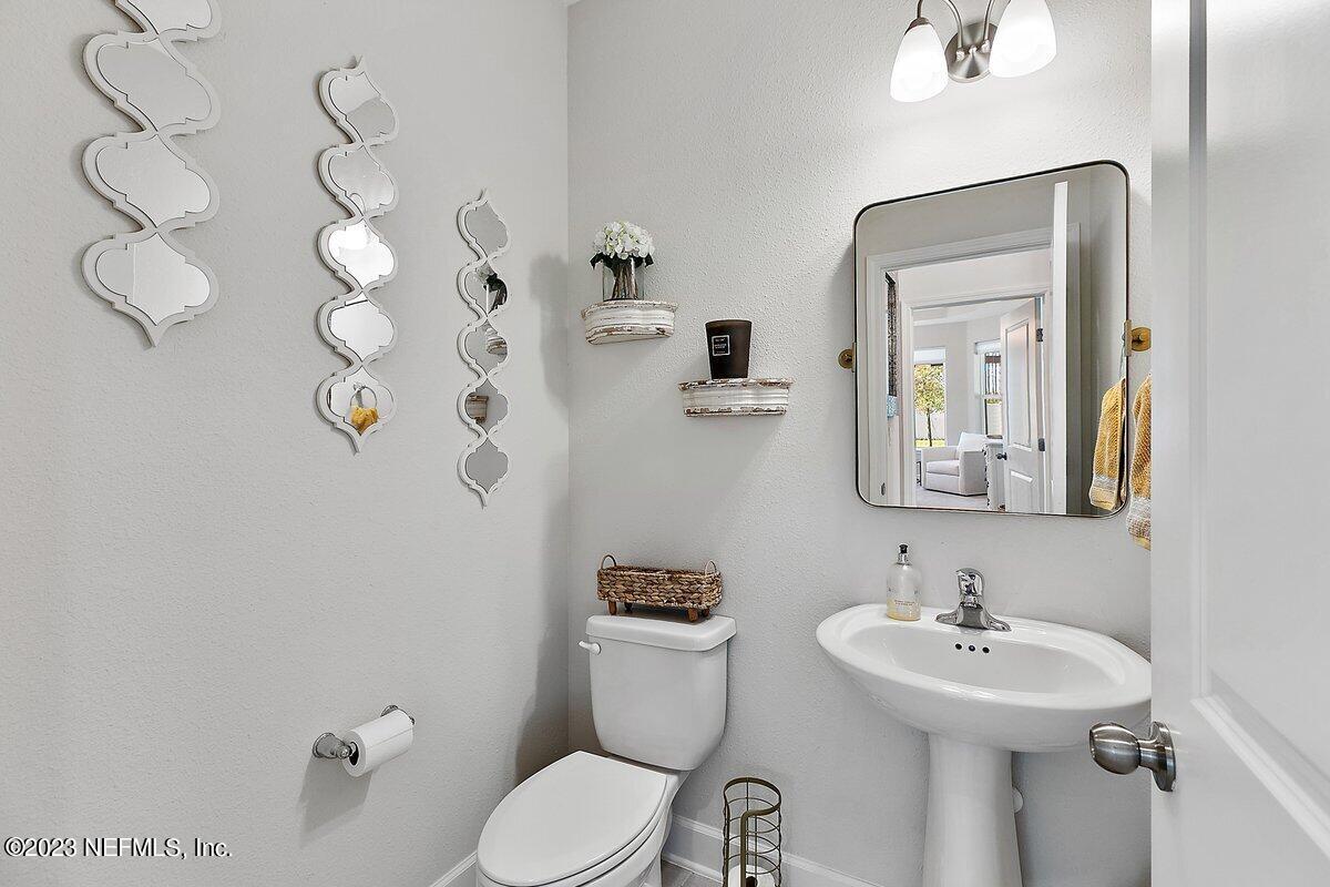 10045 INVENTION Lane