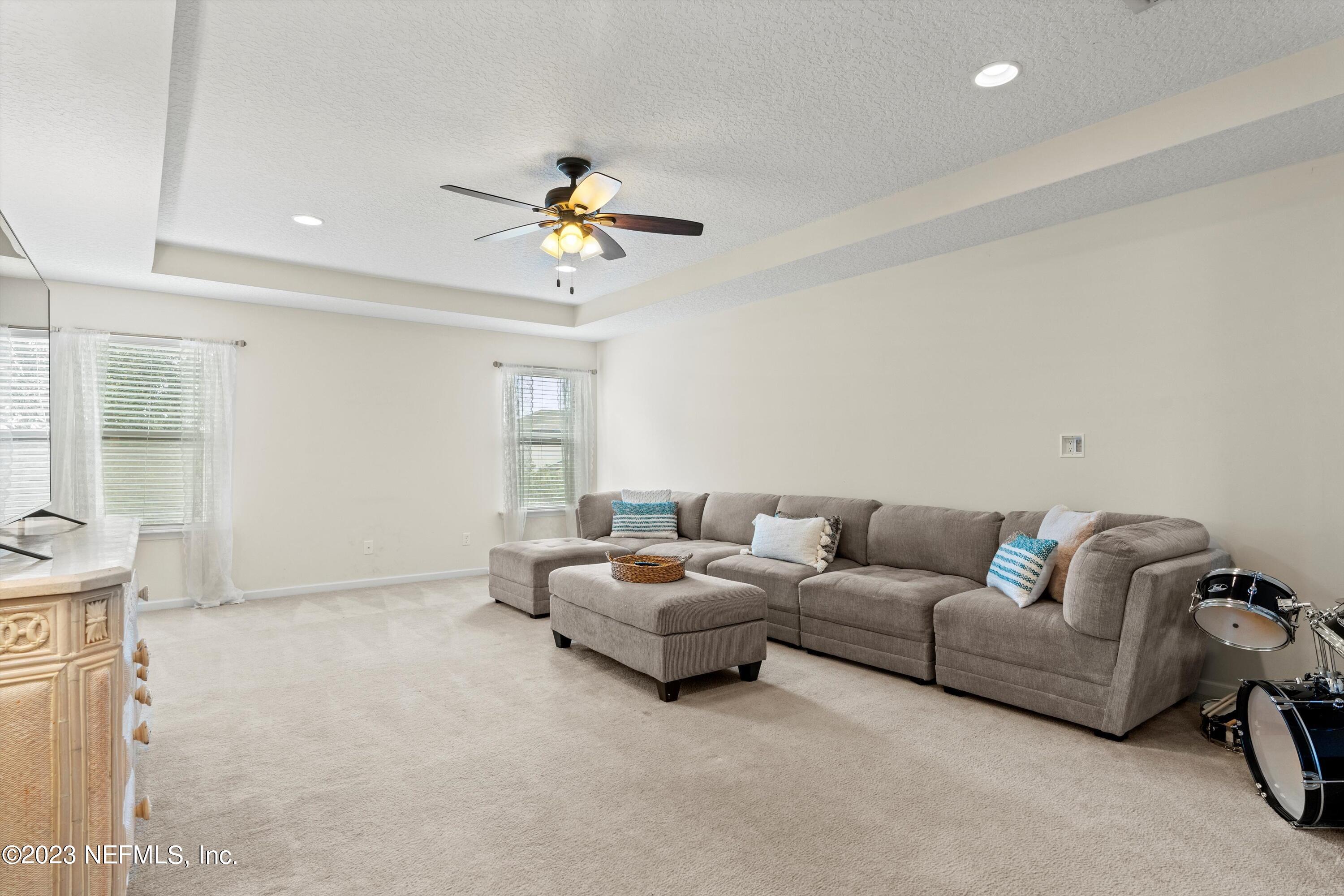 93 TAYLOR RIDGE Avenue