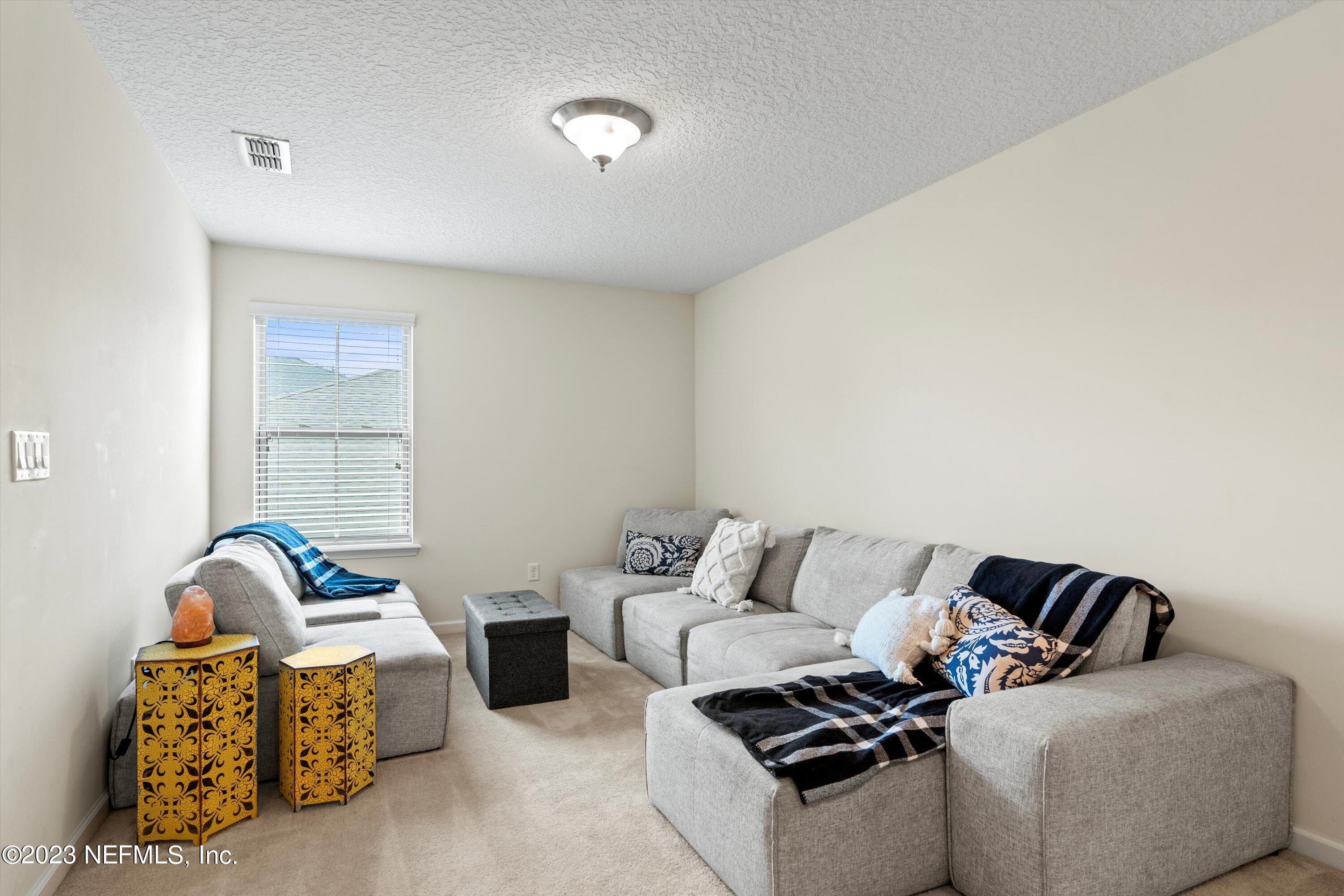 93 TAYLOR RIDGE Avenue