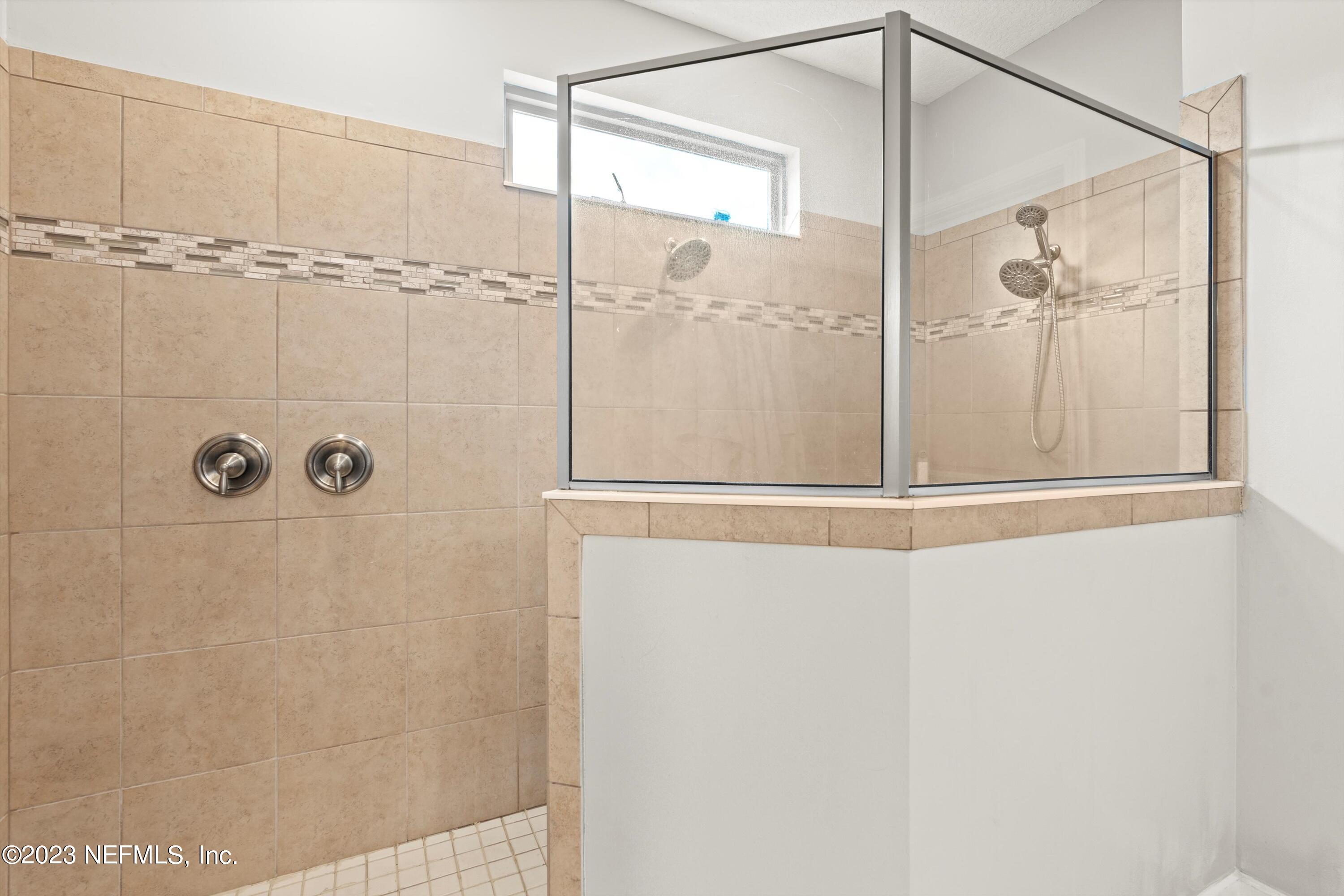 93 TAYLOR RIDGE Avenue