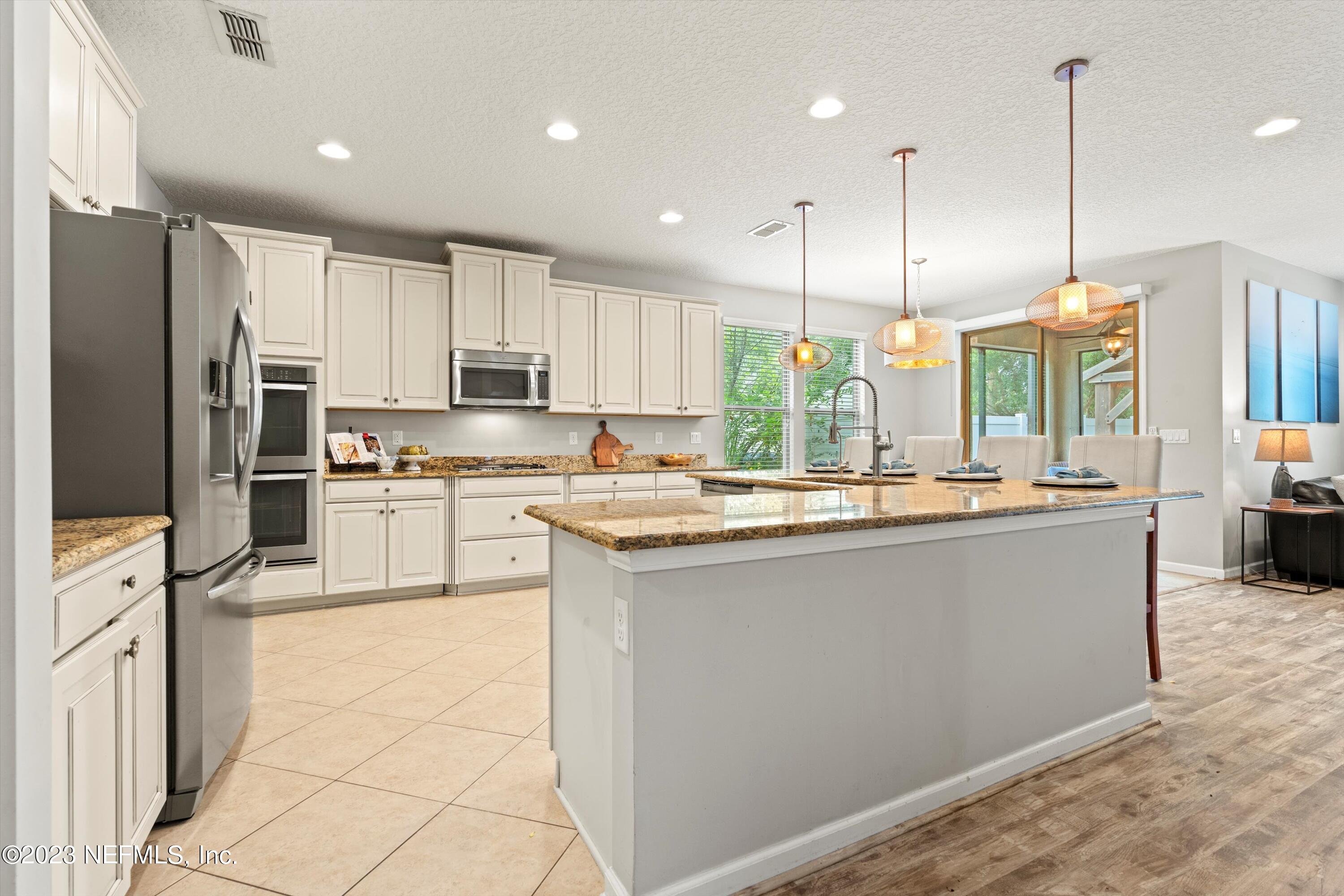 93 TAYLOR RIDGE Avenue