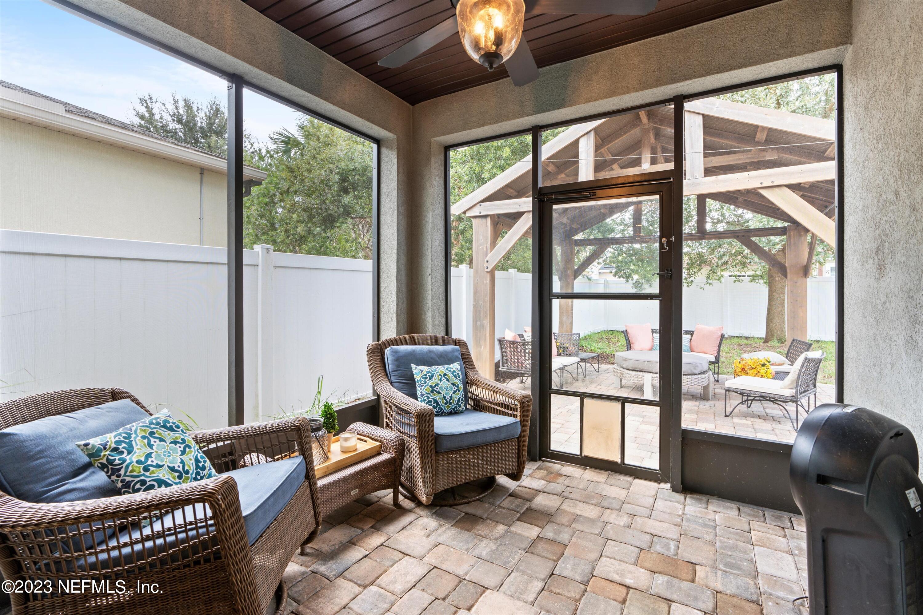 93 TAYLOR RIDGE Avenue