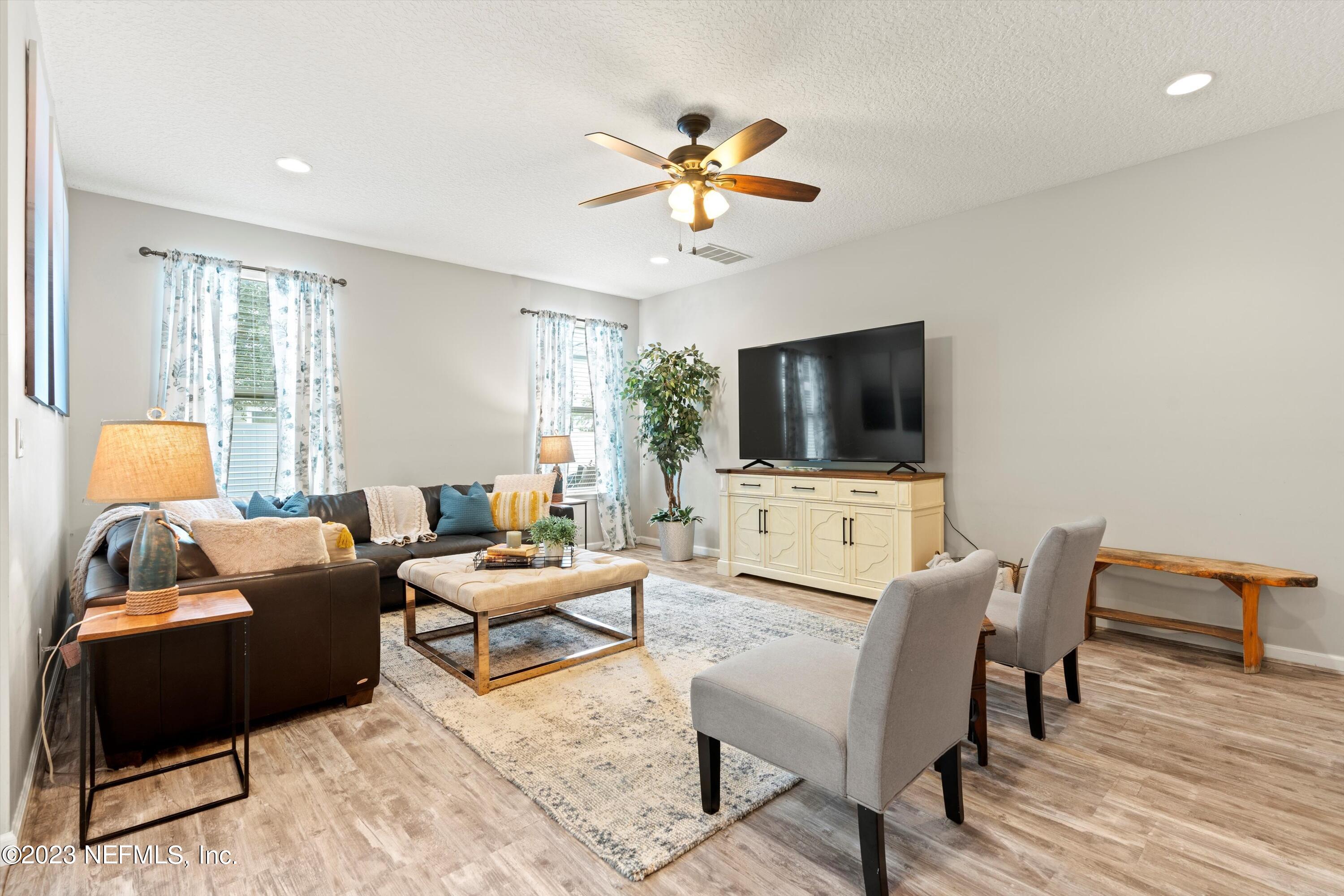 93 TAYLOR RIDGE Avenue