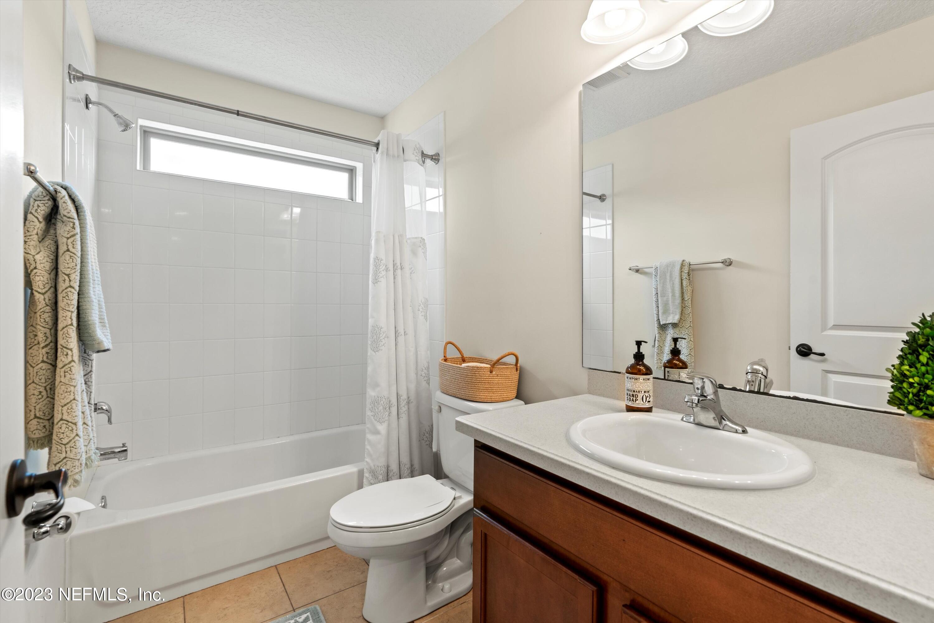 93 TAYLOR RIDGE Avenue