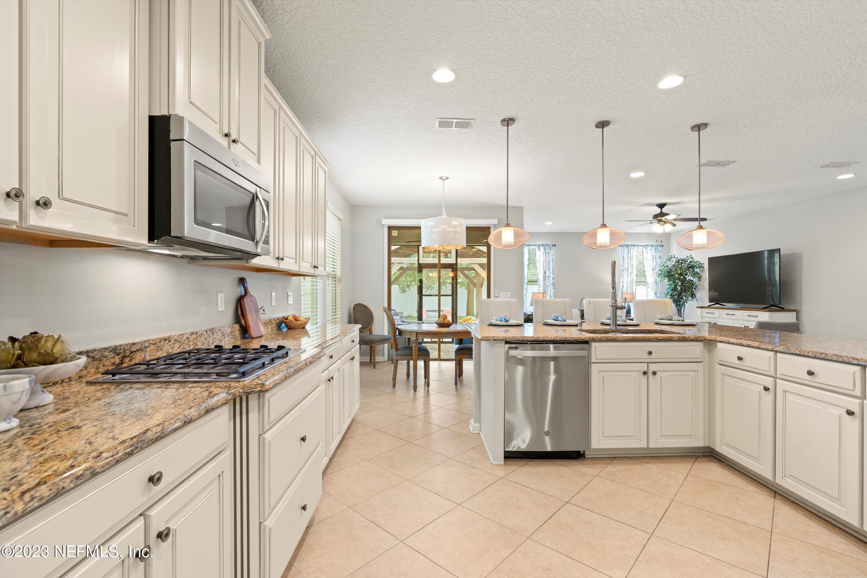 93 TAYLOR RIDGE Avenue