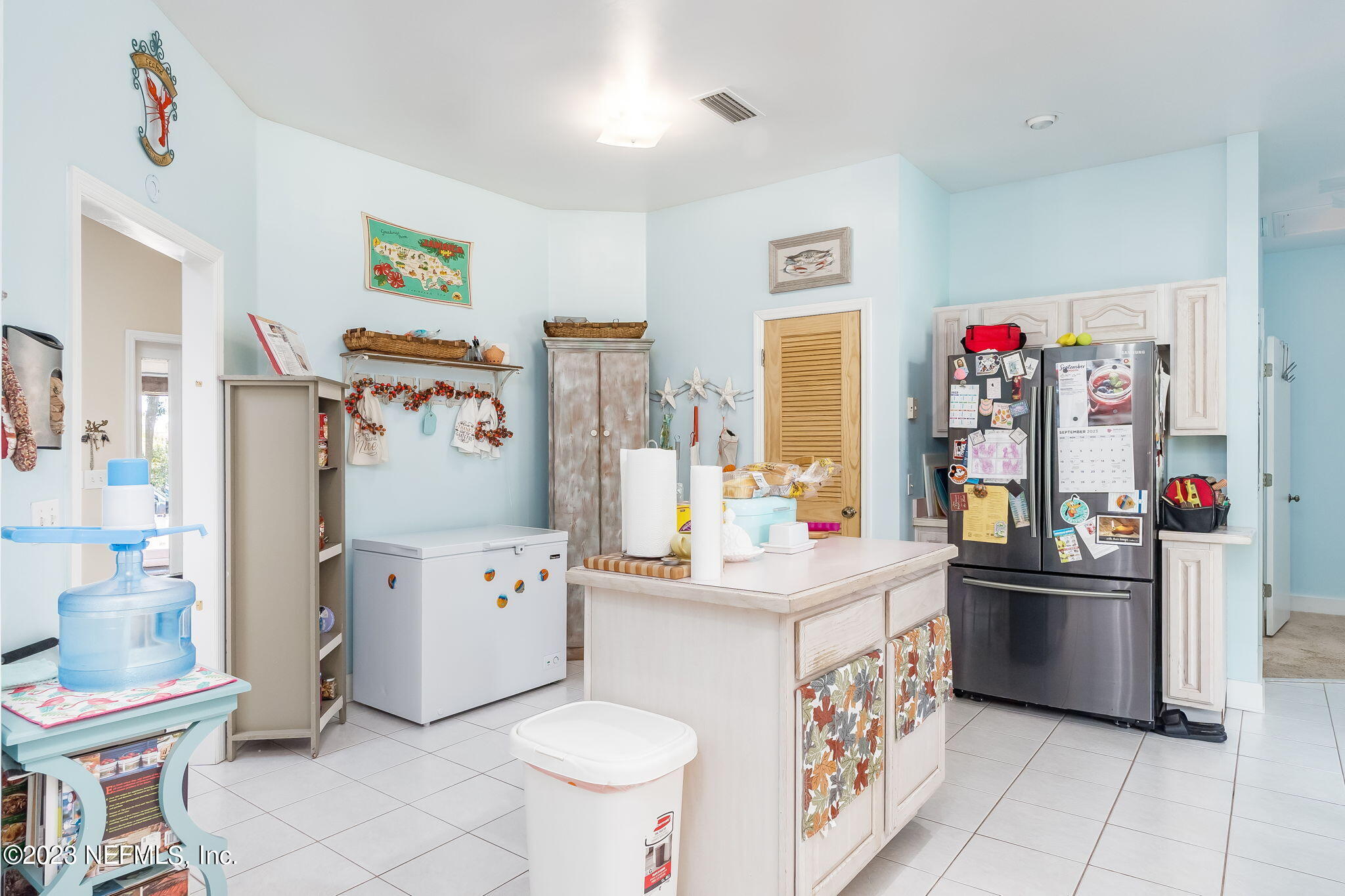 5551 HECKSCHER Drive