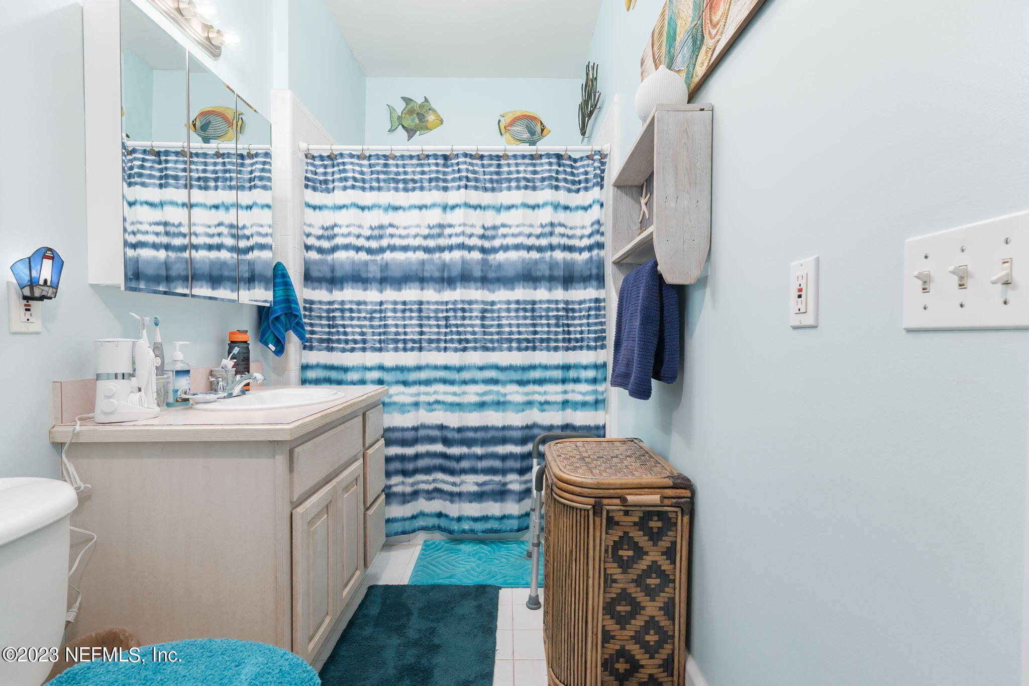 5551 HECKSCHER Drive