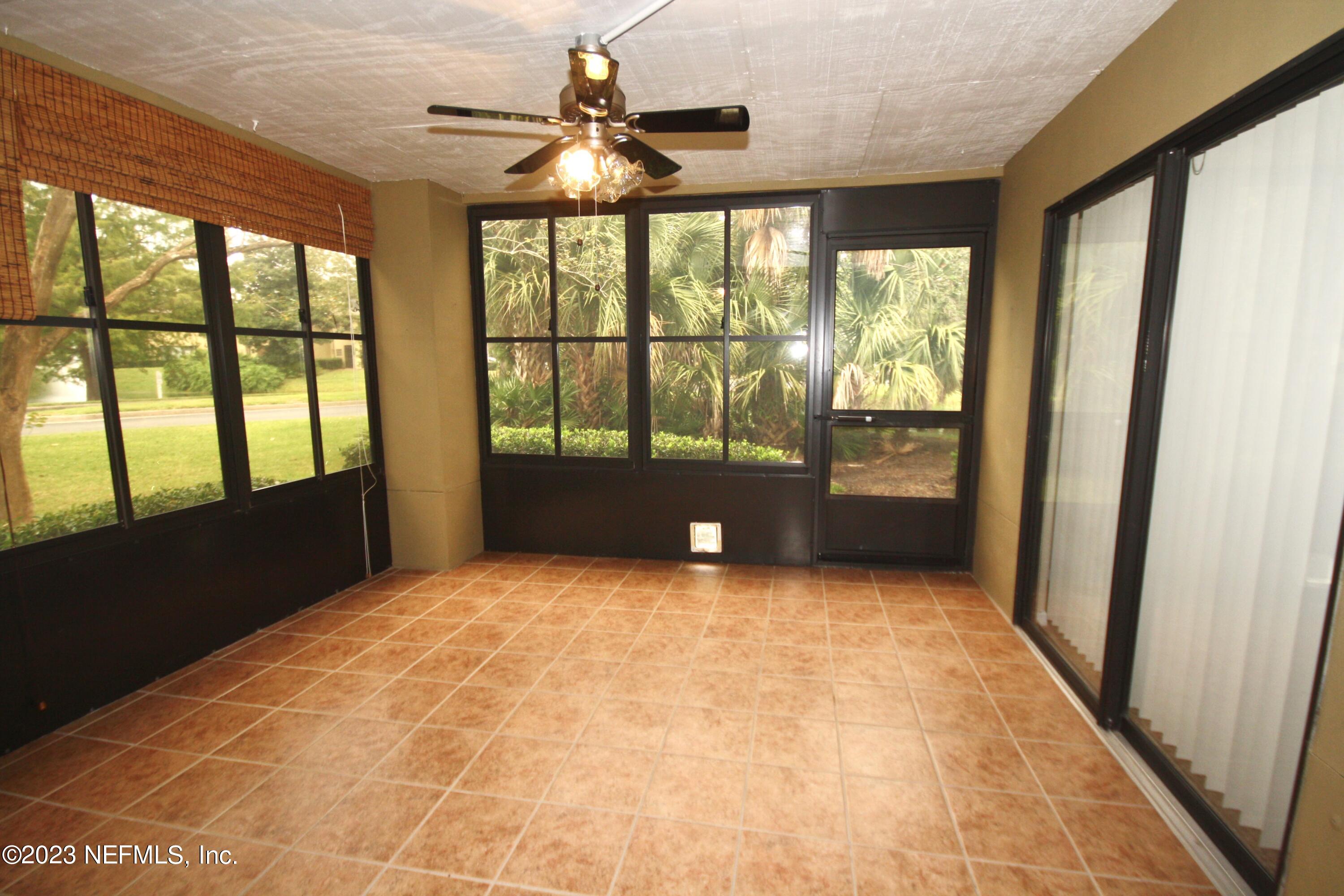 10150 BELLE RIVE Boulevard, 2303