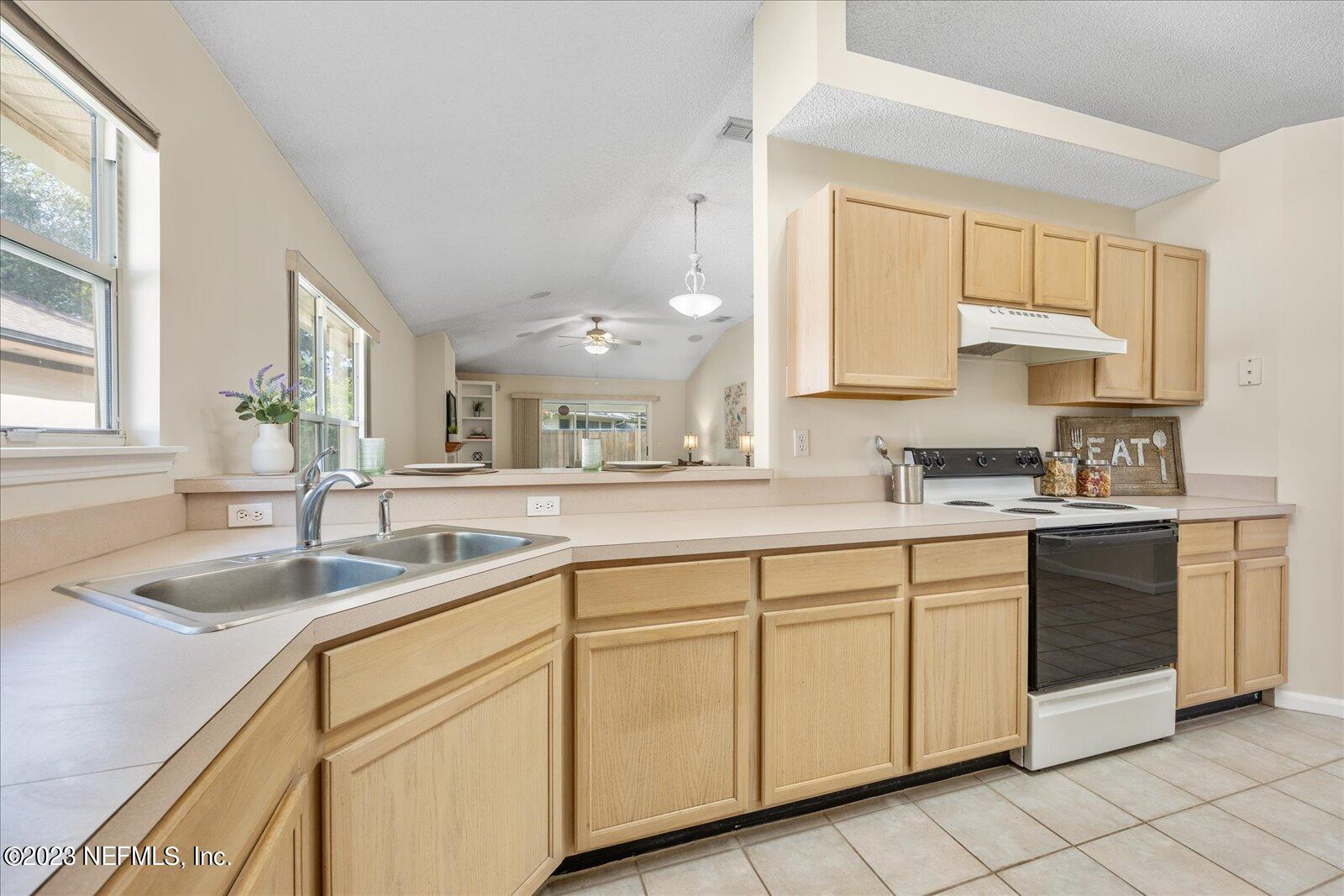 6119 ALPENROSE Avenue