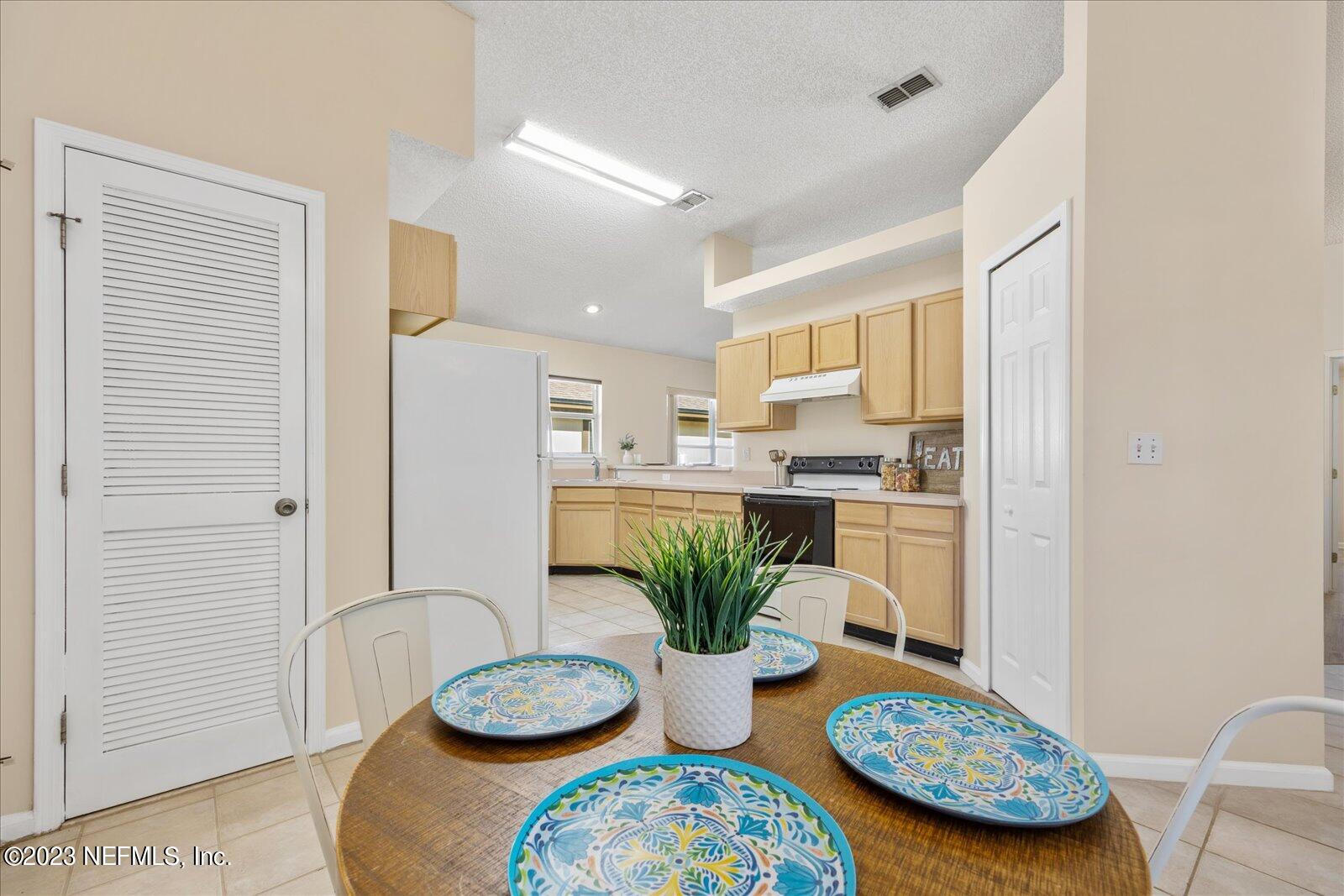 6119 ALPENROSE Avenue