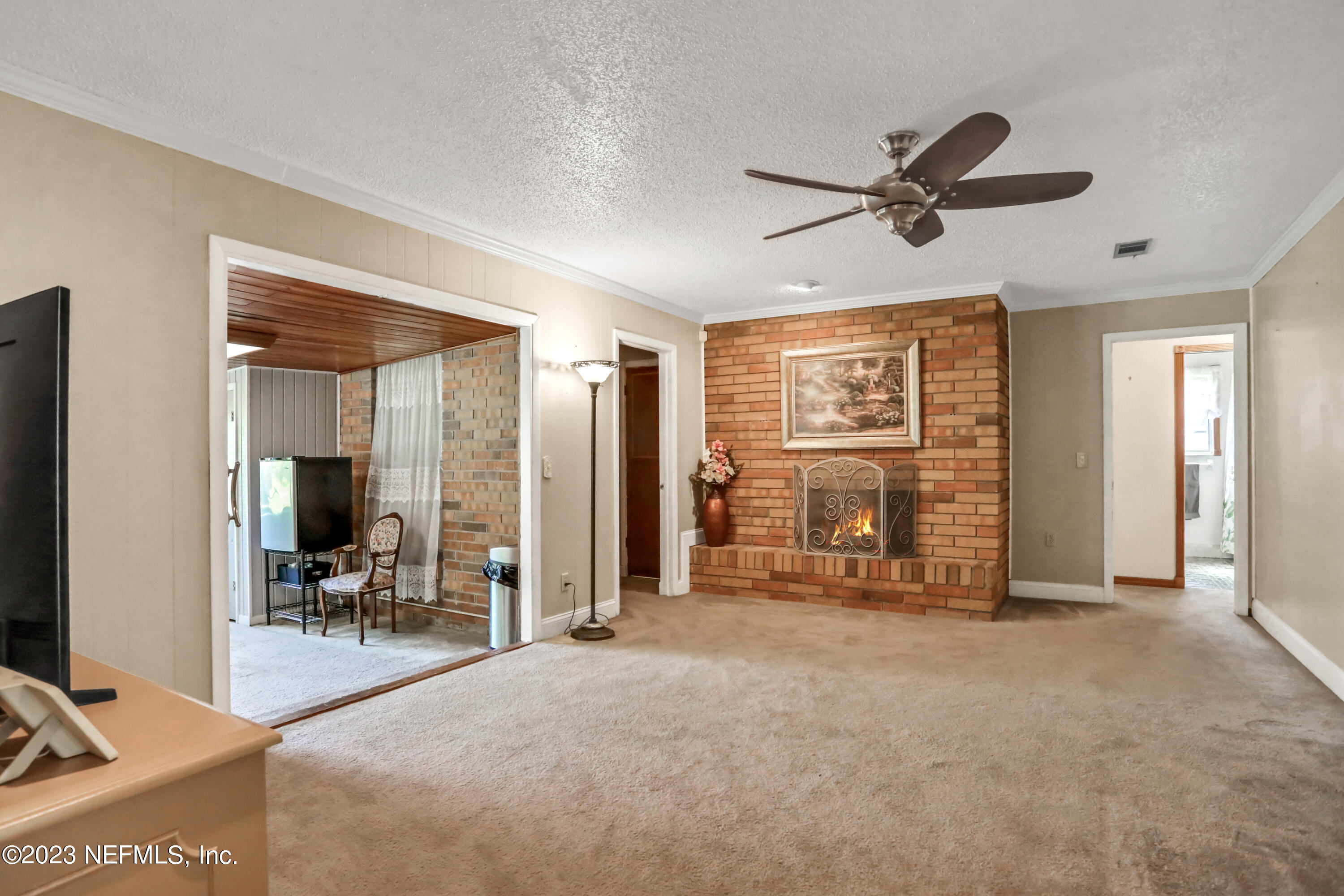 573 TARA FARMS Drive