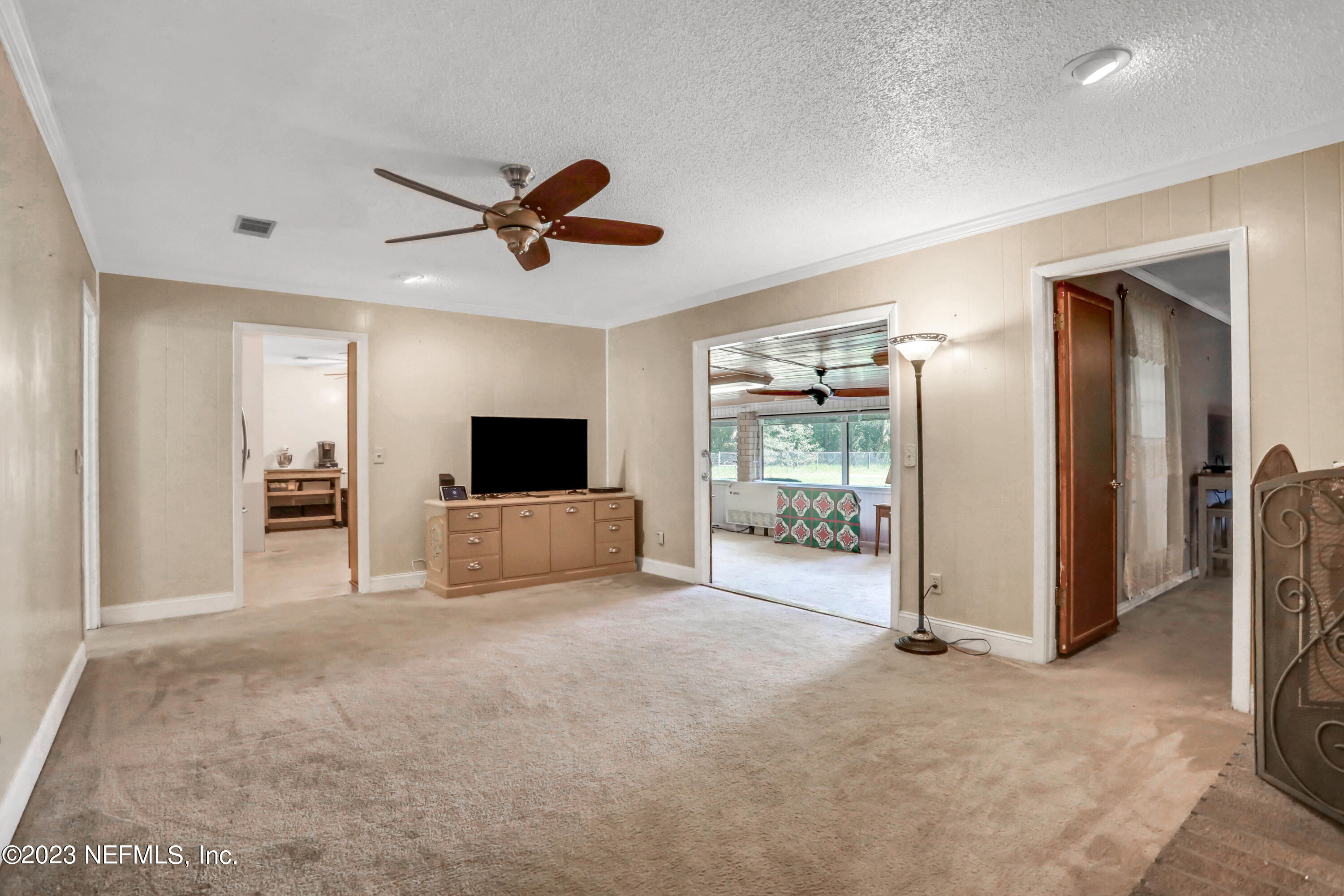 573 TARA FARMS Drive