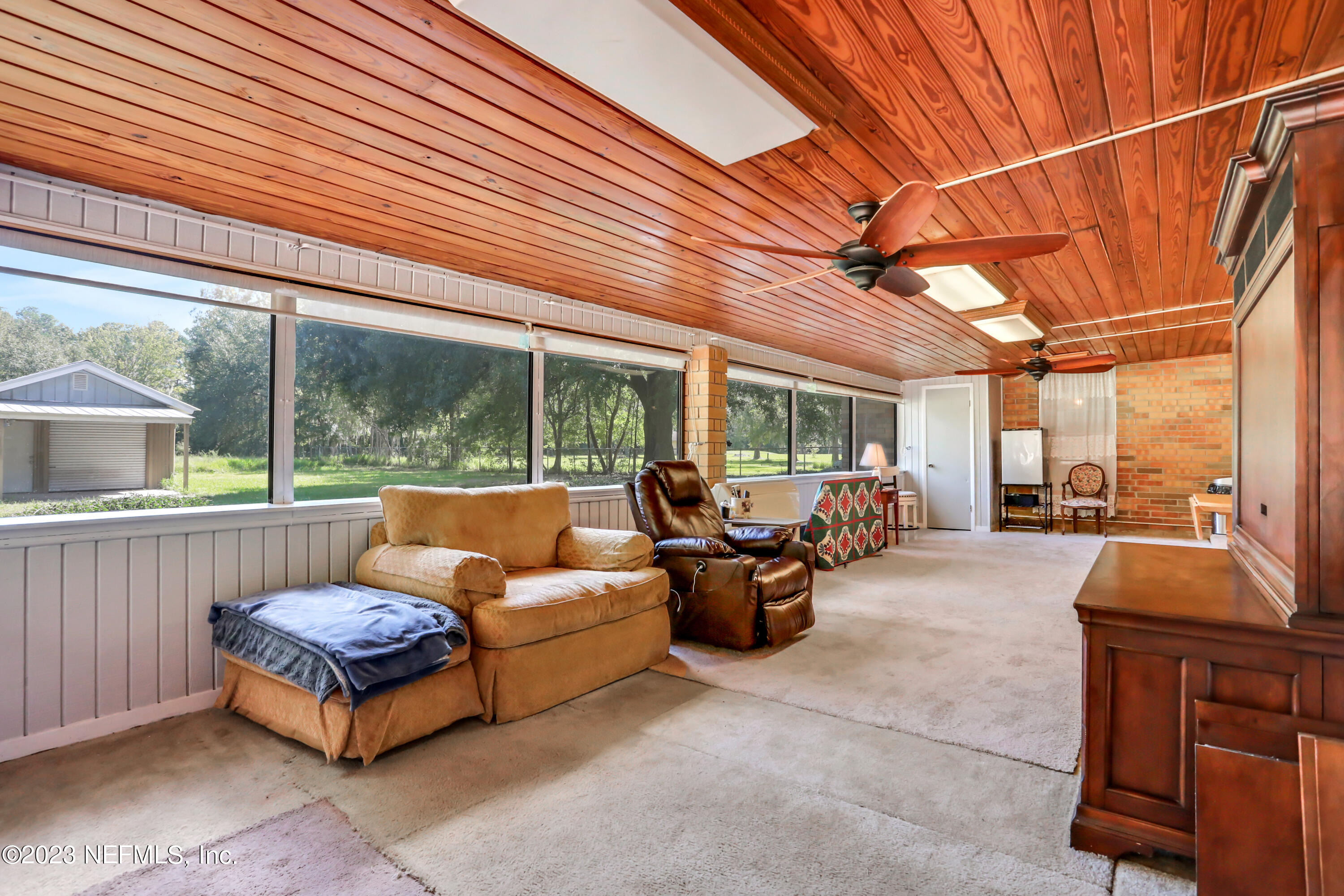 573 TARA FARMS Drive