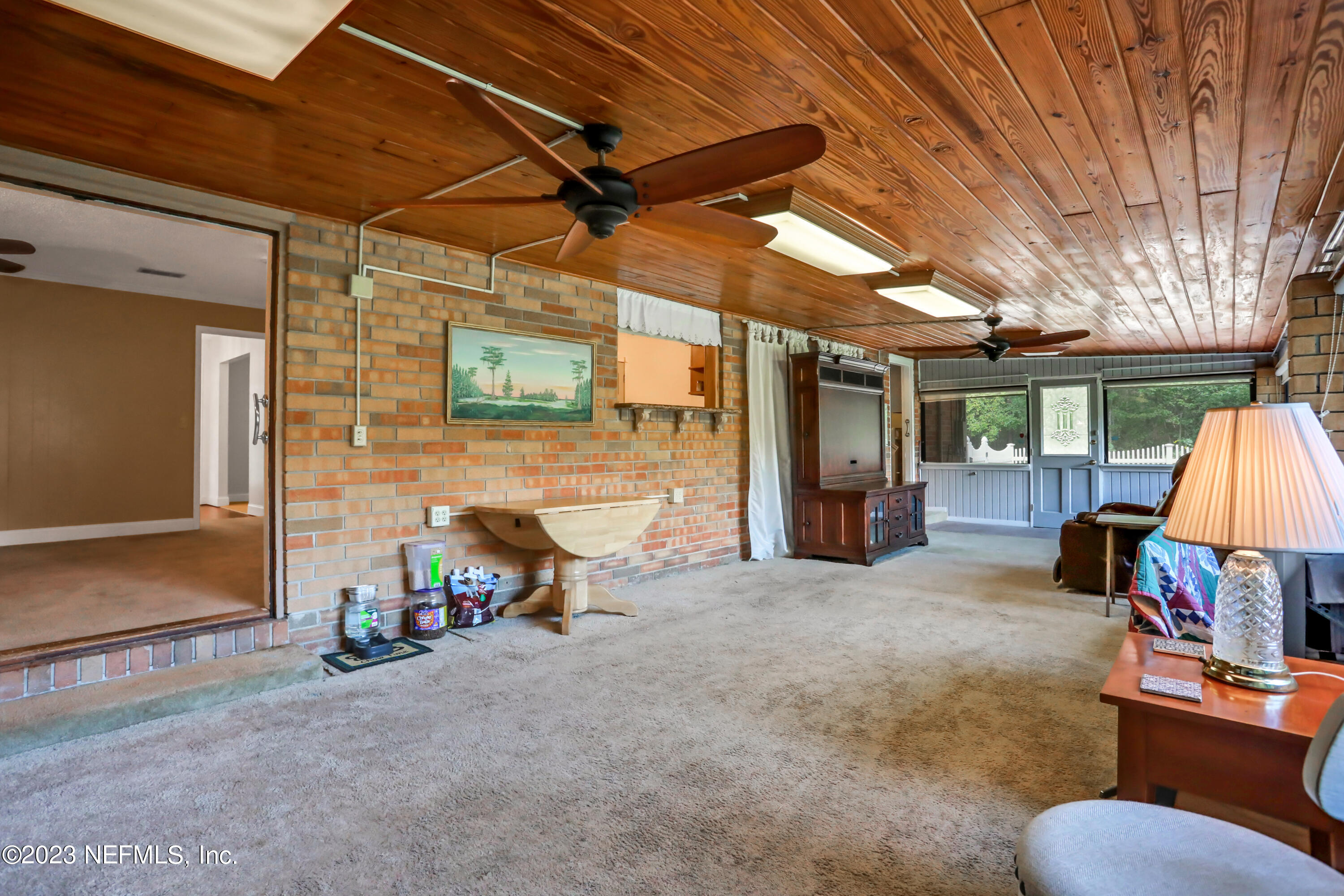 573 TARA FARMS Drive