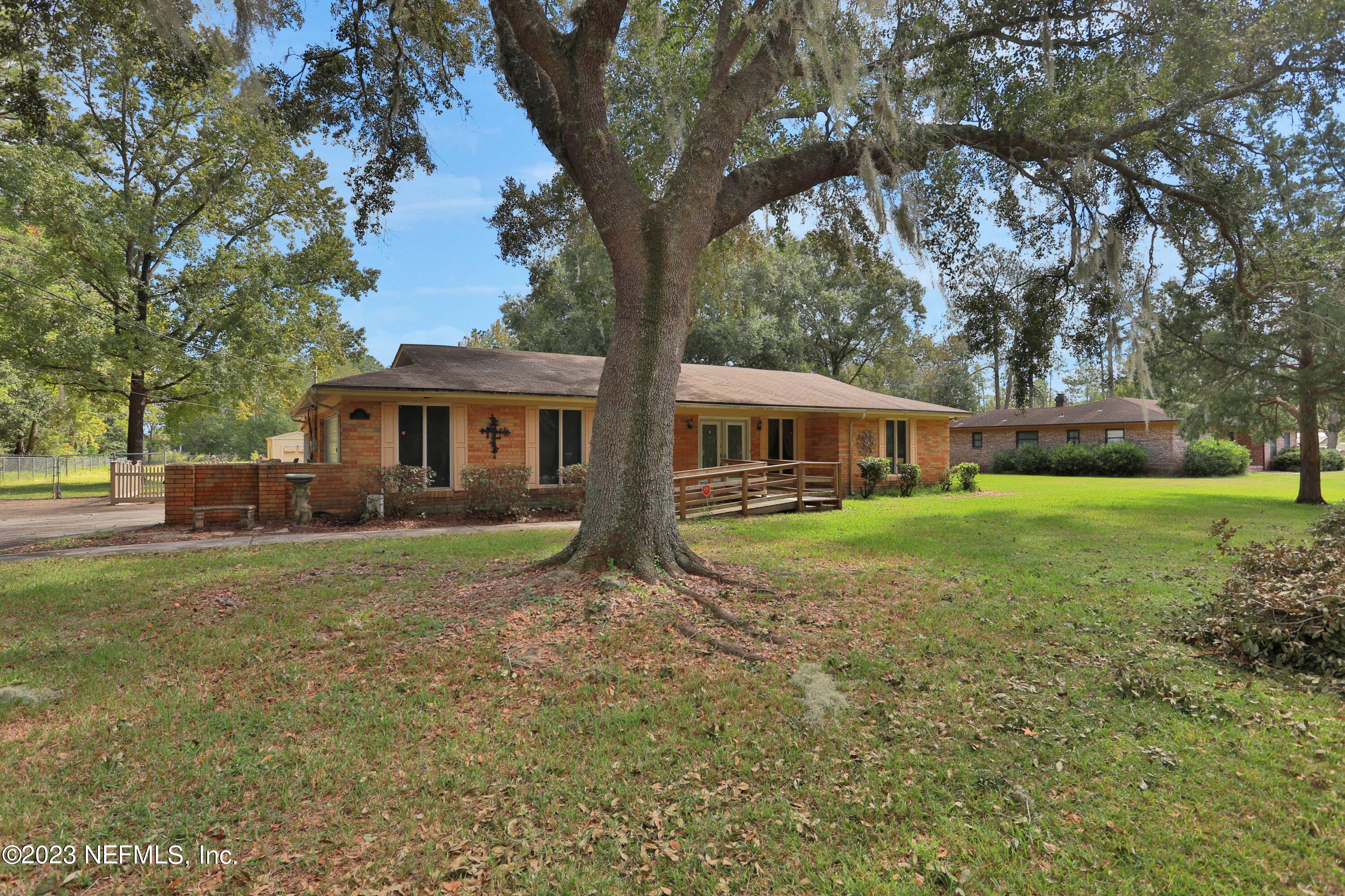 573 TARA FARMS Drive