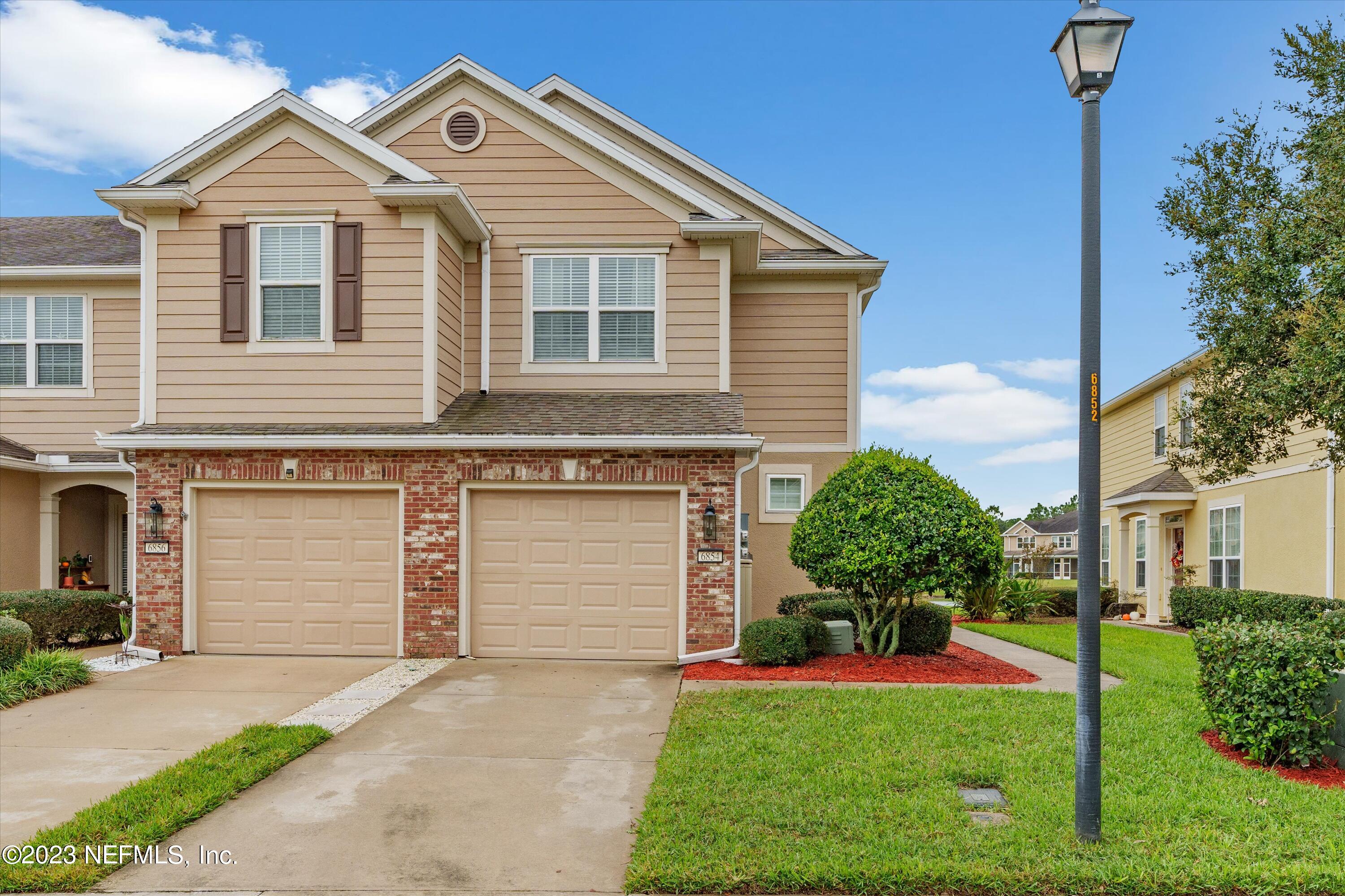 6854 ROUNDLEAF Drive